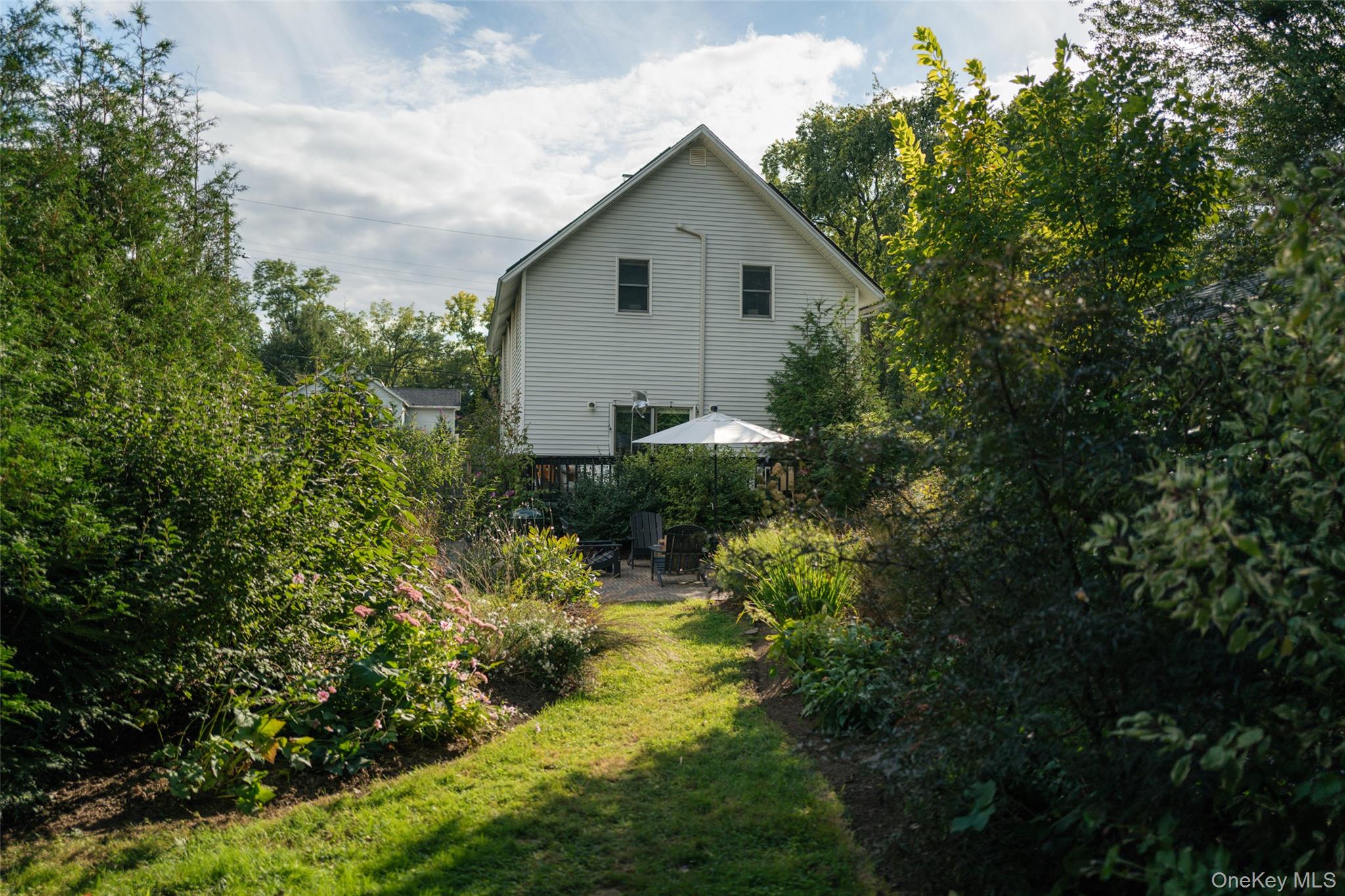 17 Garden Street – For Sale photo 24