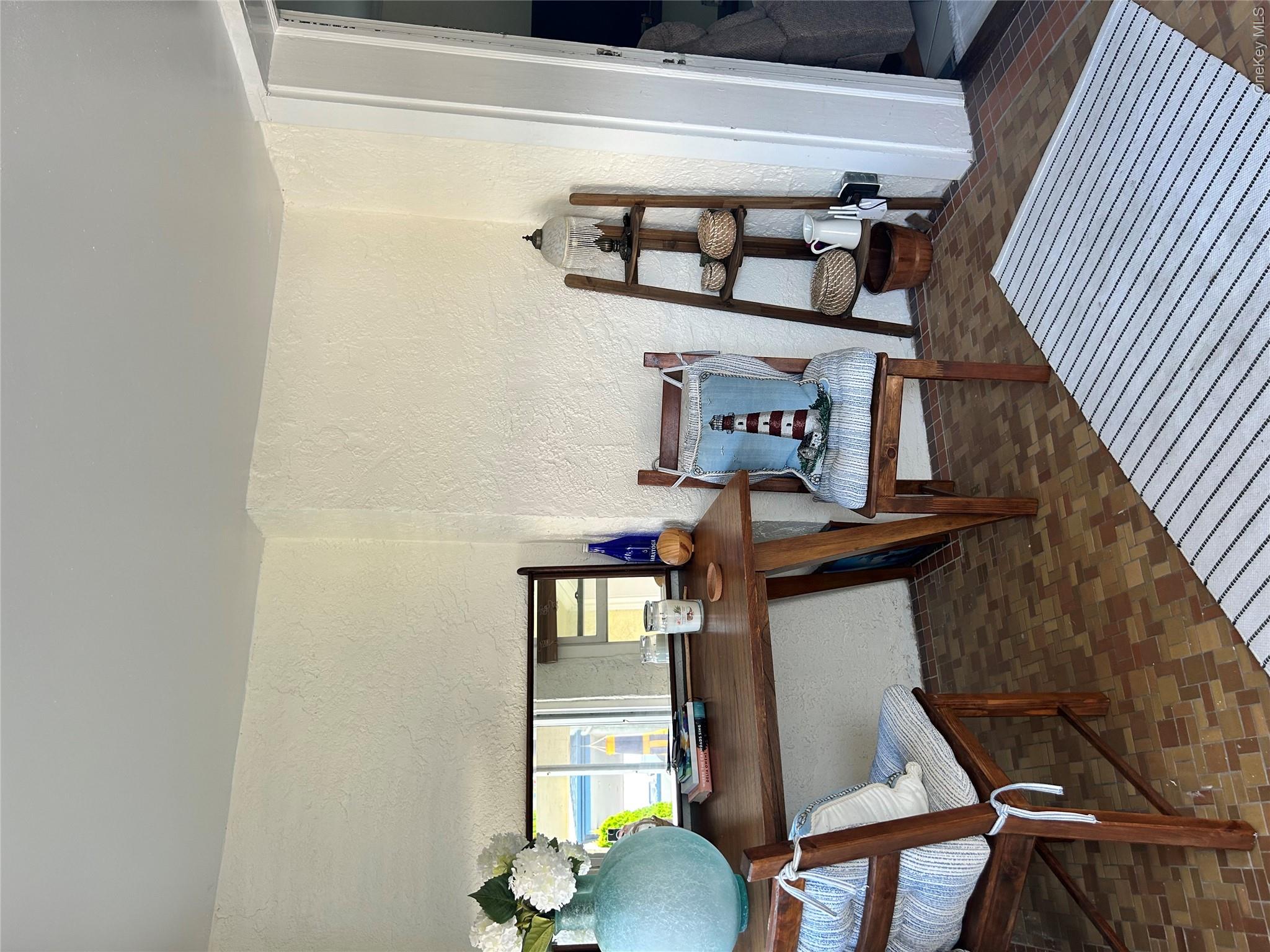 3 Clayton Avenue – For Rent photo 2