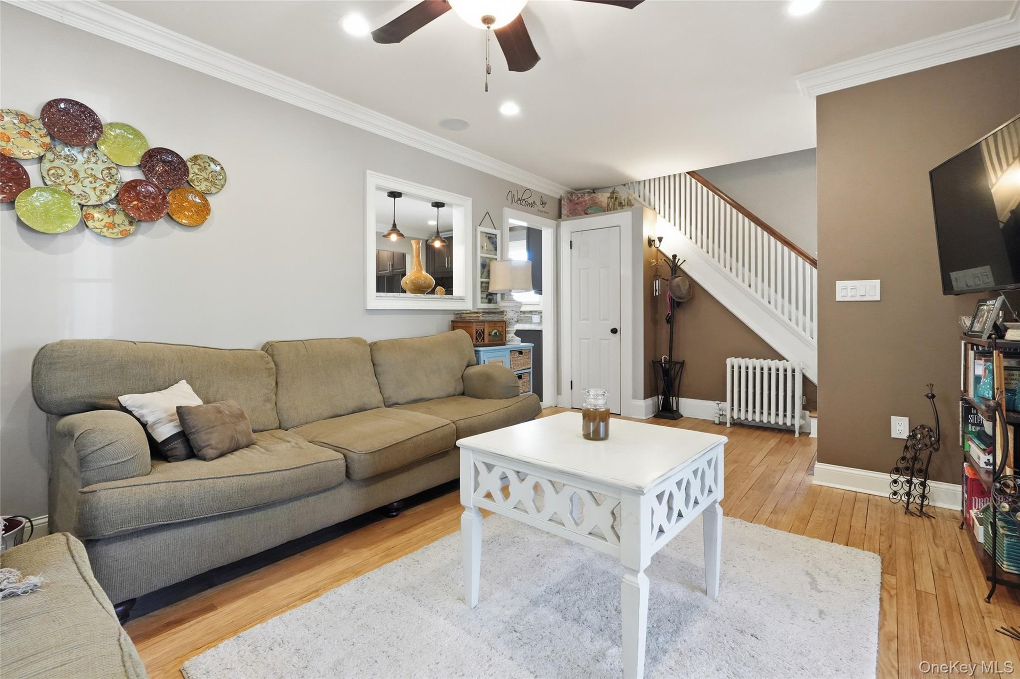 2913 Davis Street – For Sale photo 4