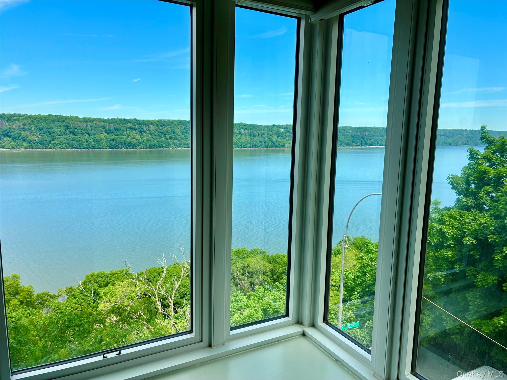 250 Cabrini Boulevard, Unit 4A photo 6