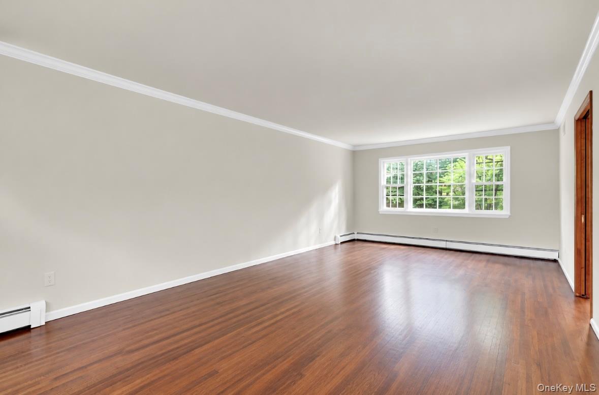 15 Tobi Lane – For Sale photo 15