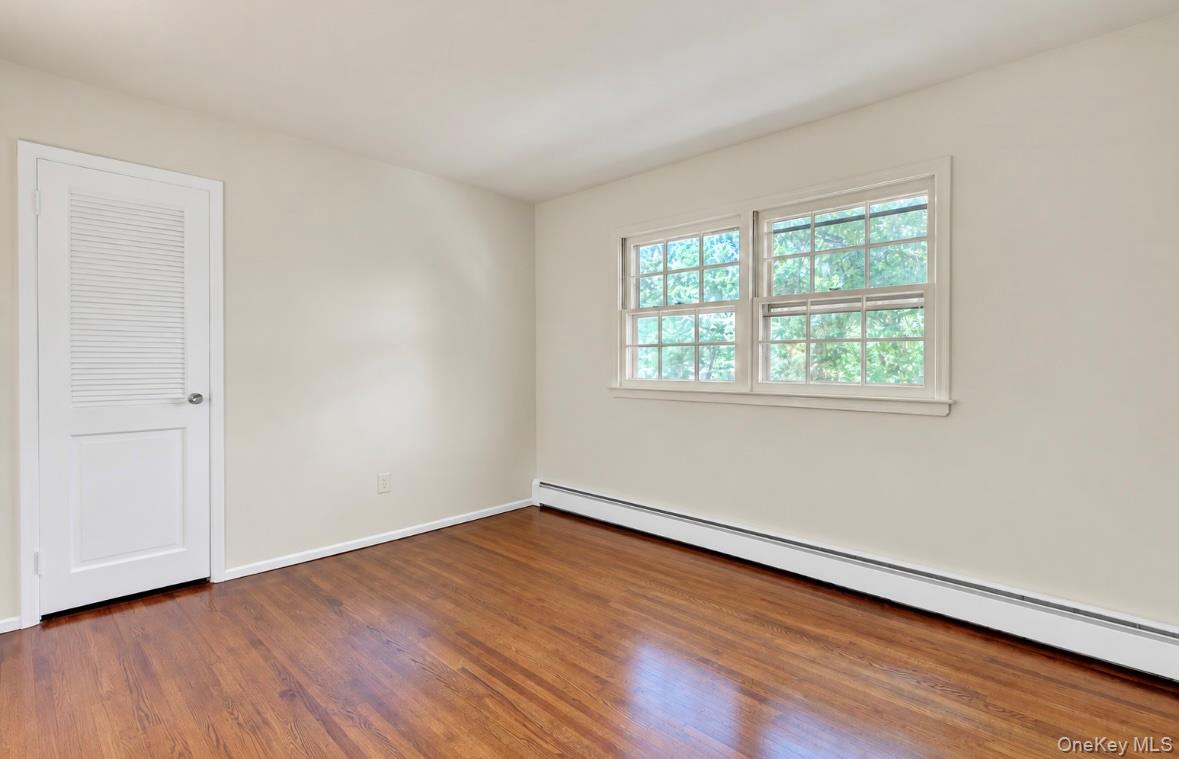 15 Tobi Lane – For Sale photo 28