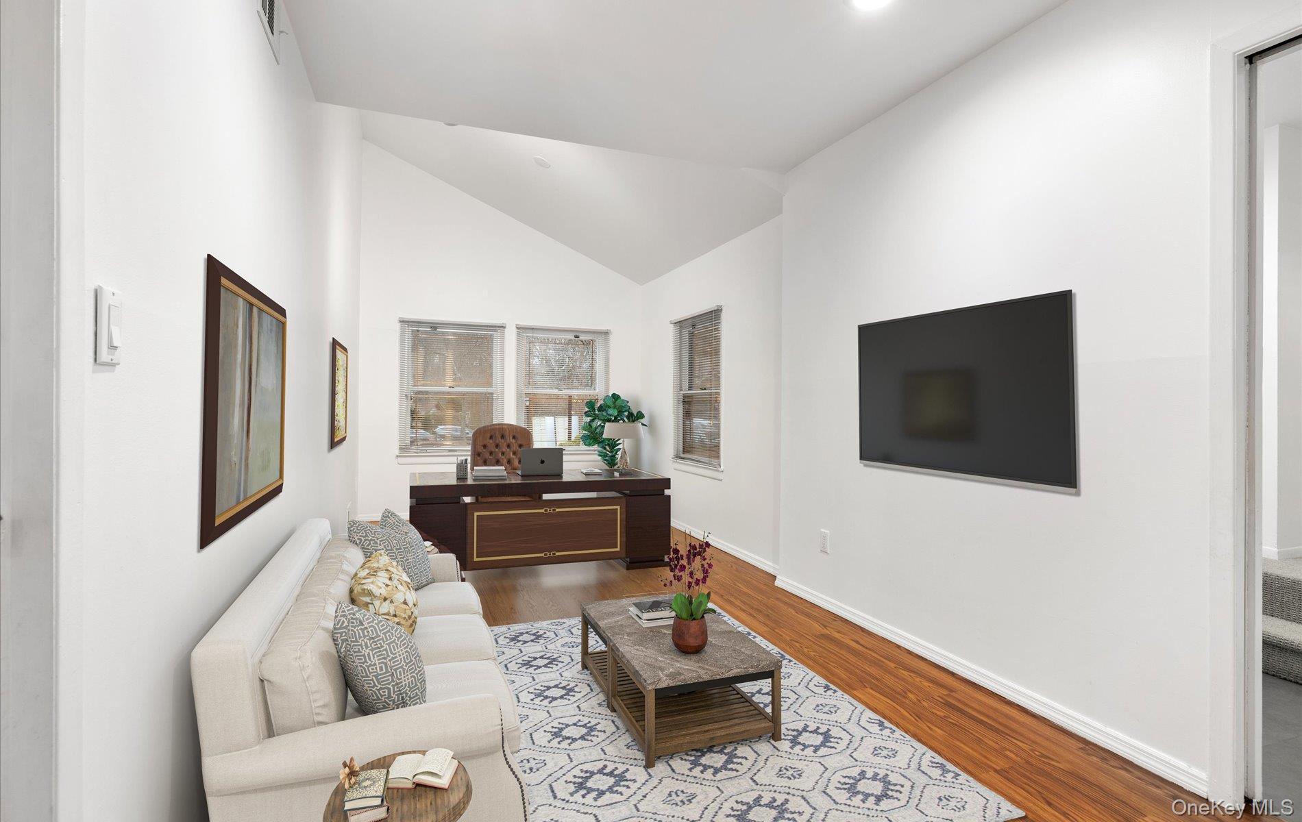 15 Pond Path – For Rent photo 9