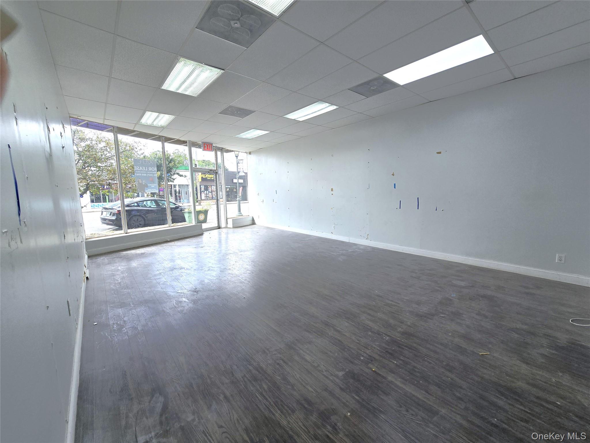 851-861 Merrick Road, Unit STORE C photo 5