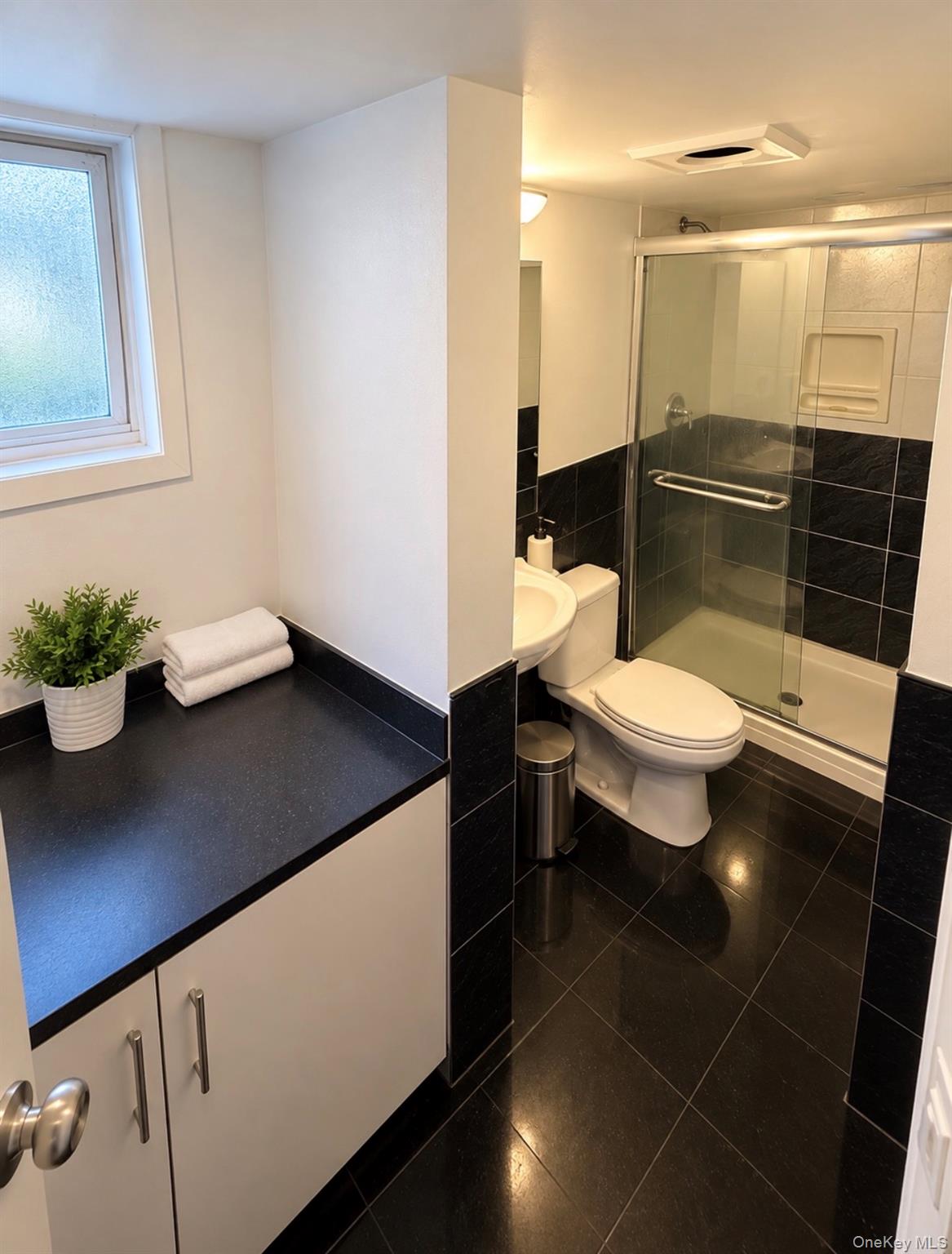 51 Brook Road – For Rent photo 6