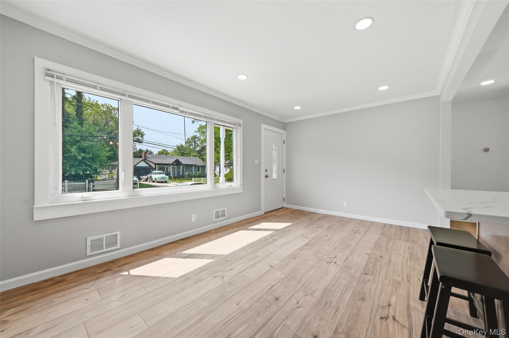 21 Independence Avenue – For Sale photo 2