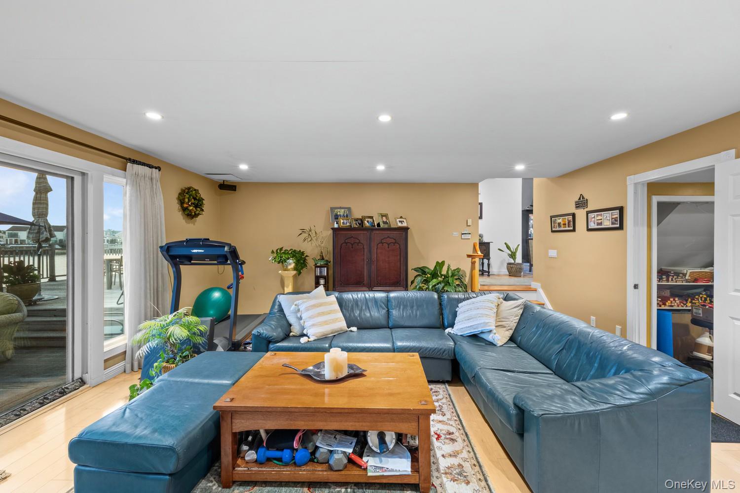 3224 Ann Street – For Sale photo 11