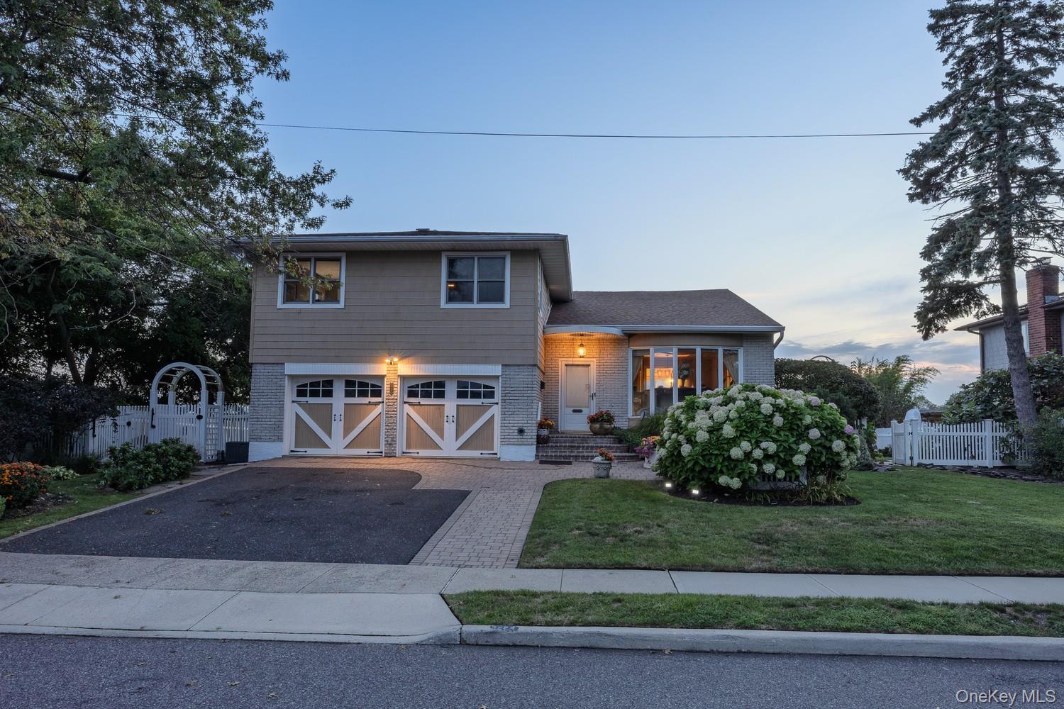 3224 Ann Street – For Sale photo 2