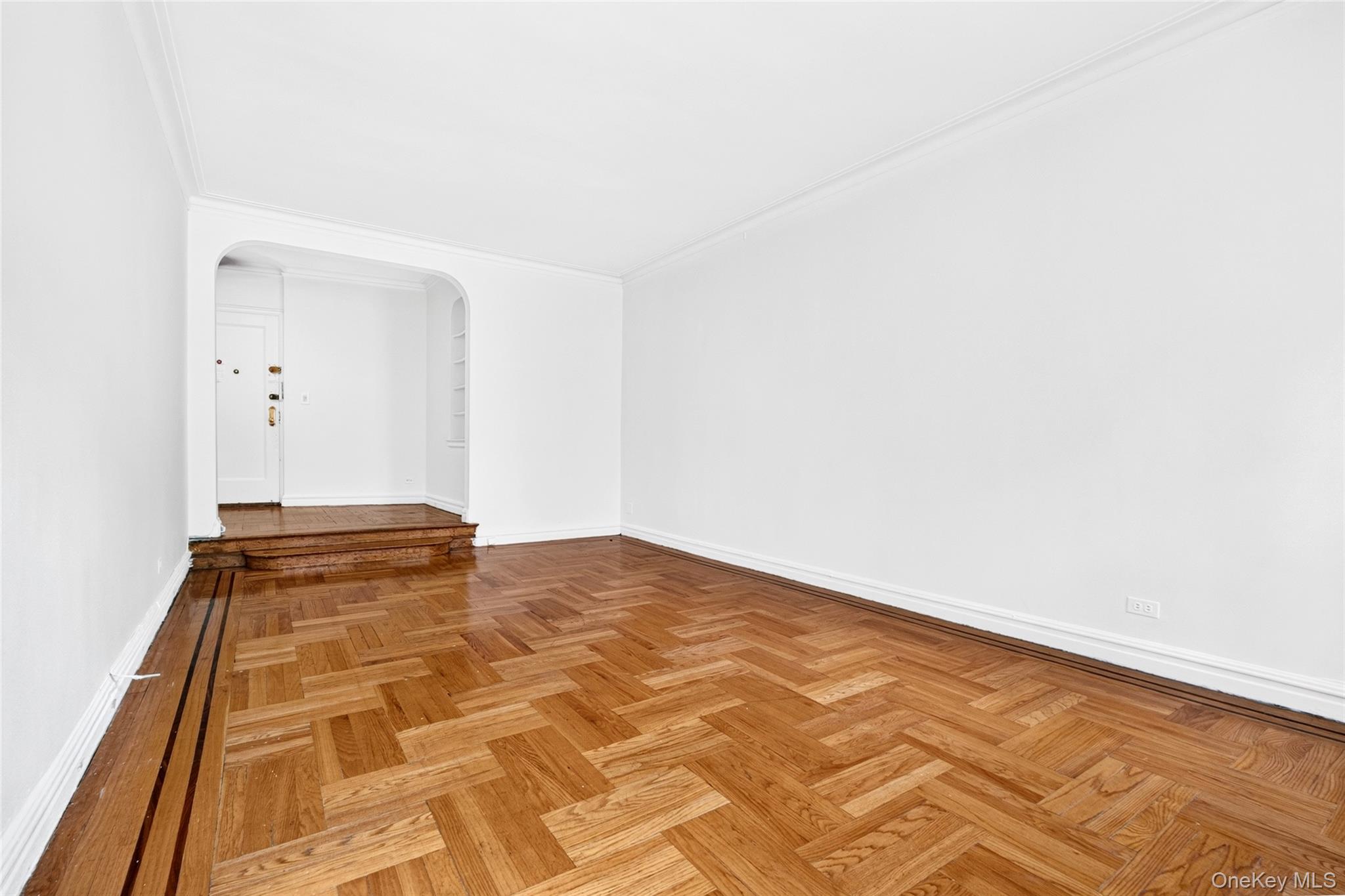 601 Pelham Parkway N, Unit 315 photo 18