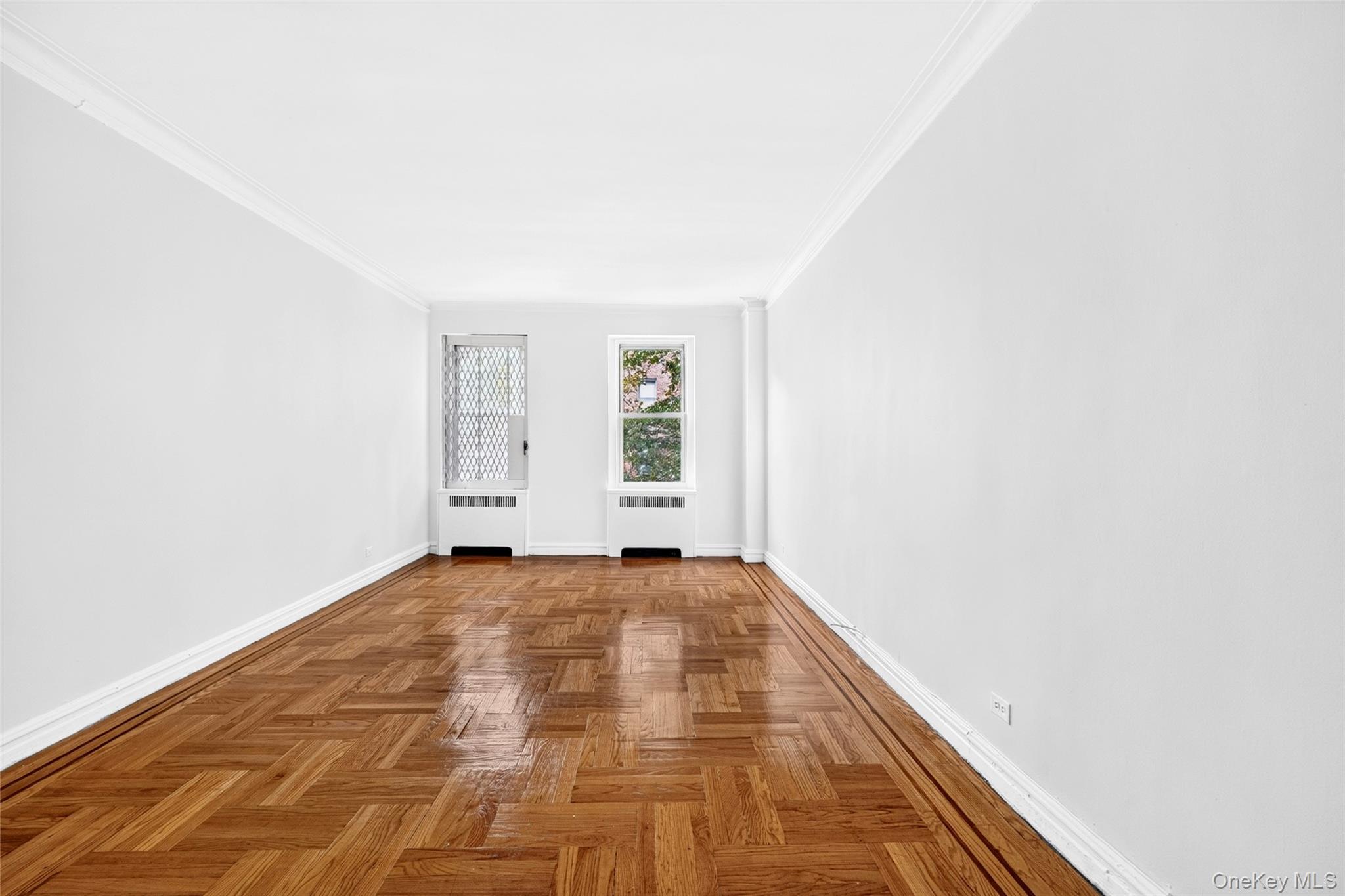 601 Pelham Parkway N, Unit 315 photo 16
