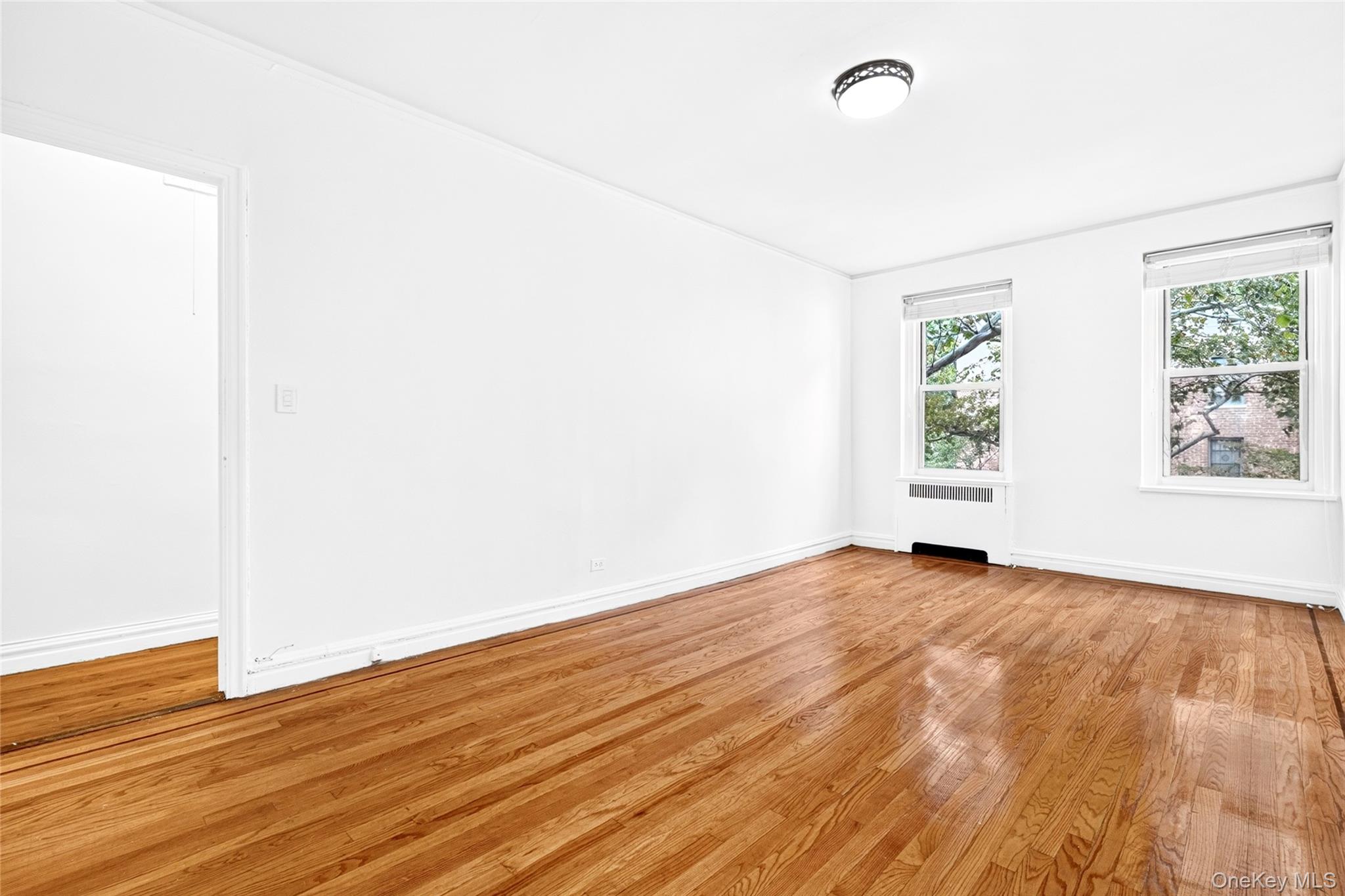 601 Pelham Parkway N, Unit 315 photo 24