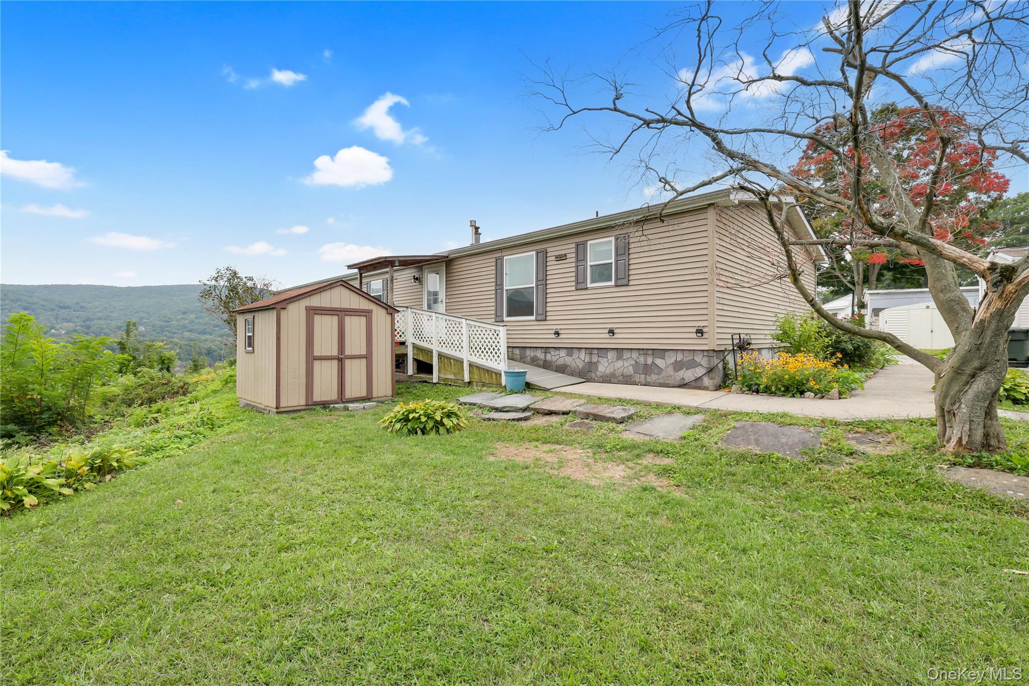 9 Rivercrest Road, Unit 15 photo 32