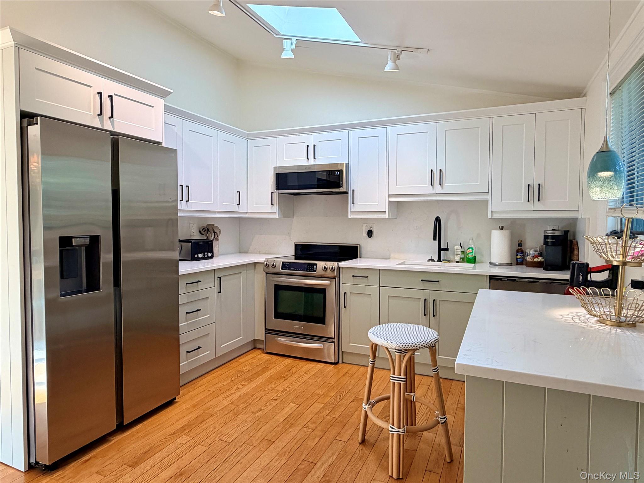 11 Gerald Lane – For Rent photo 3