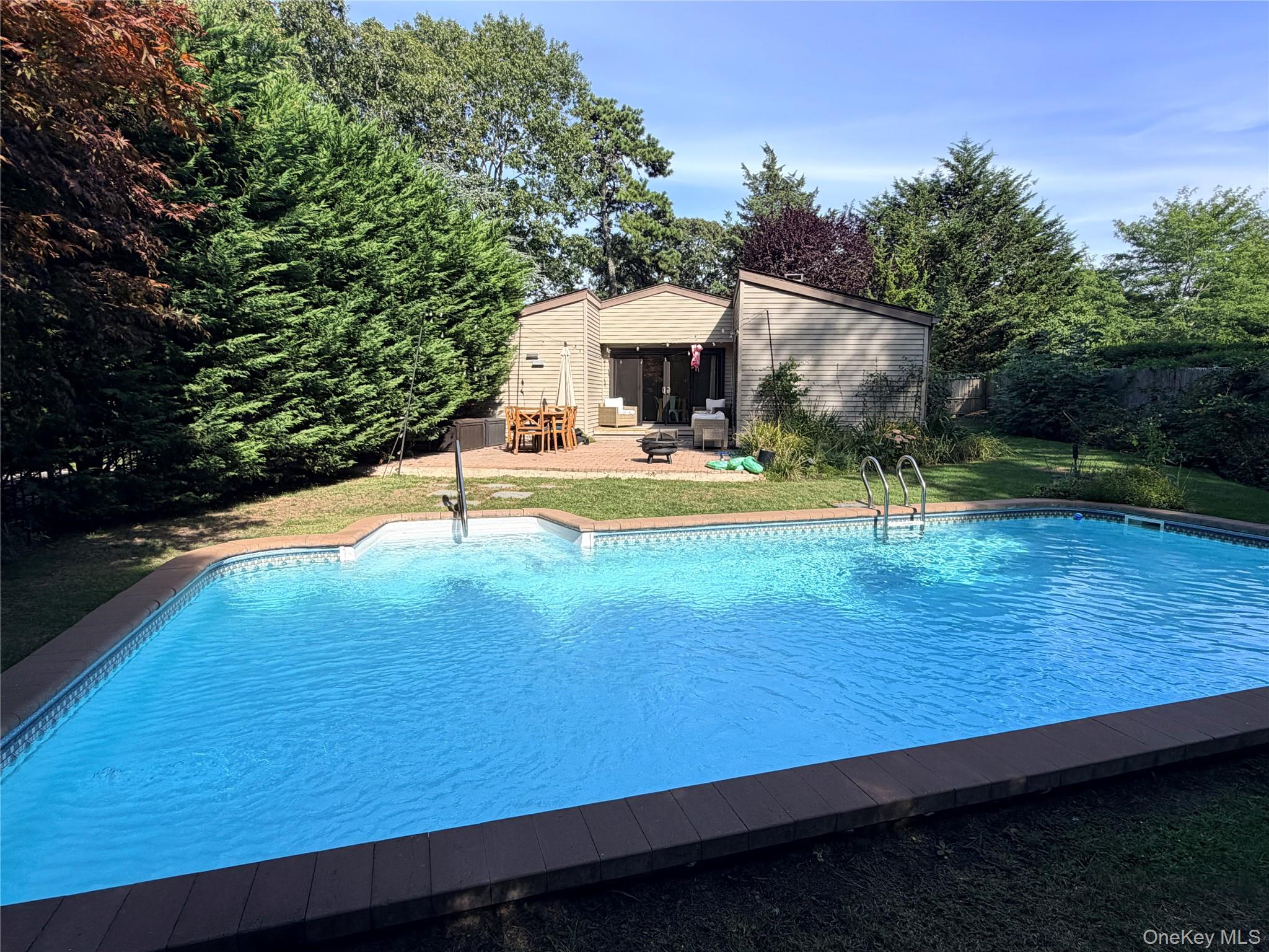 11 Gerald Lane – For Rent photo 14