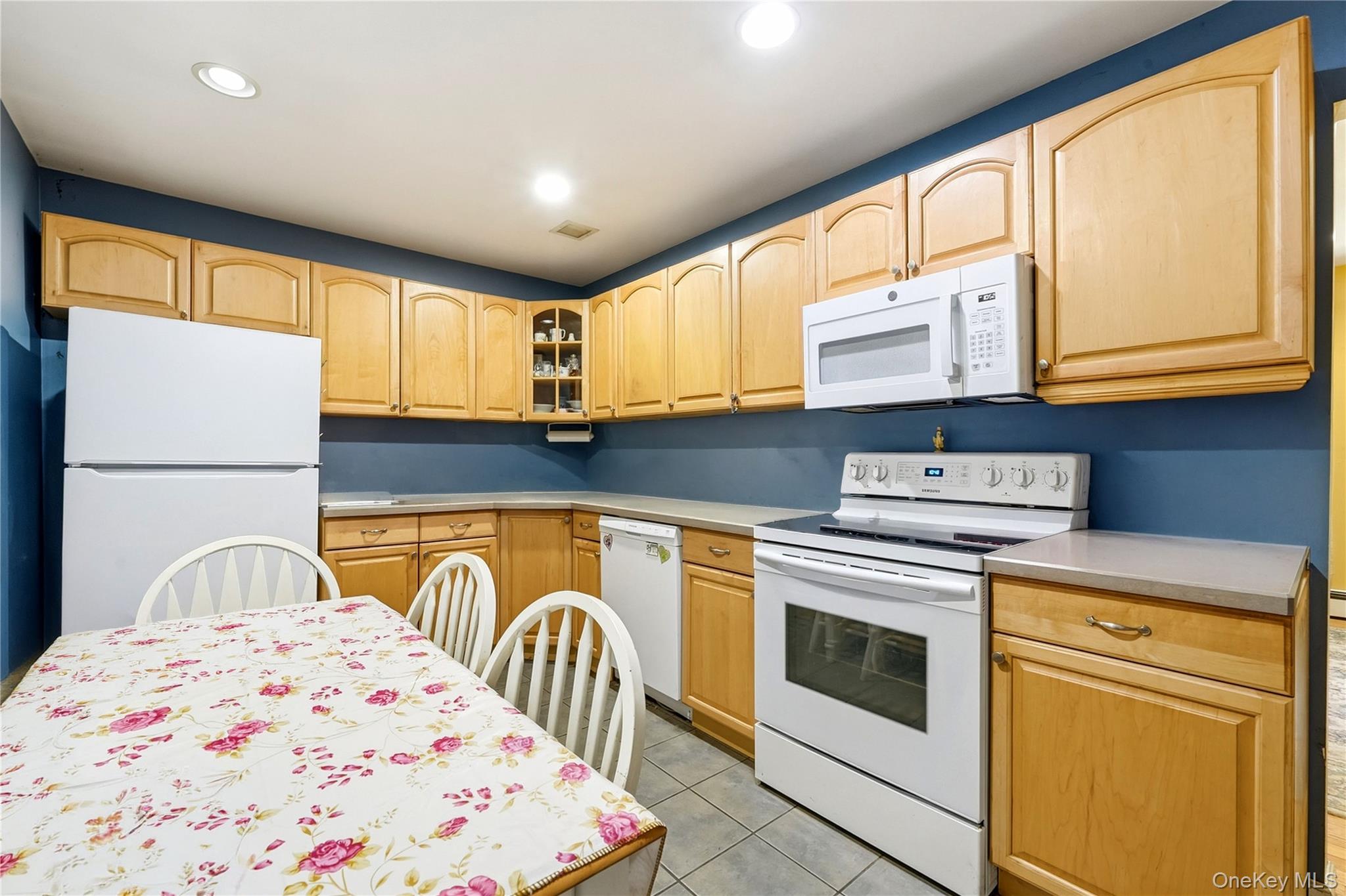 98 Smith Avenue – For Sale photo 13