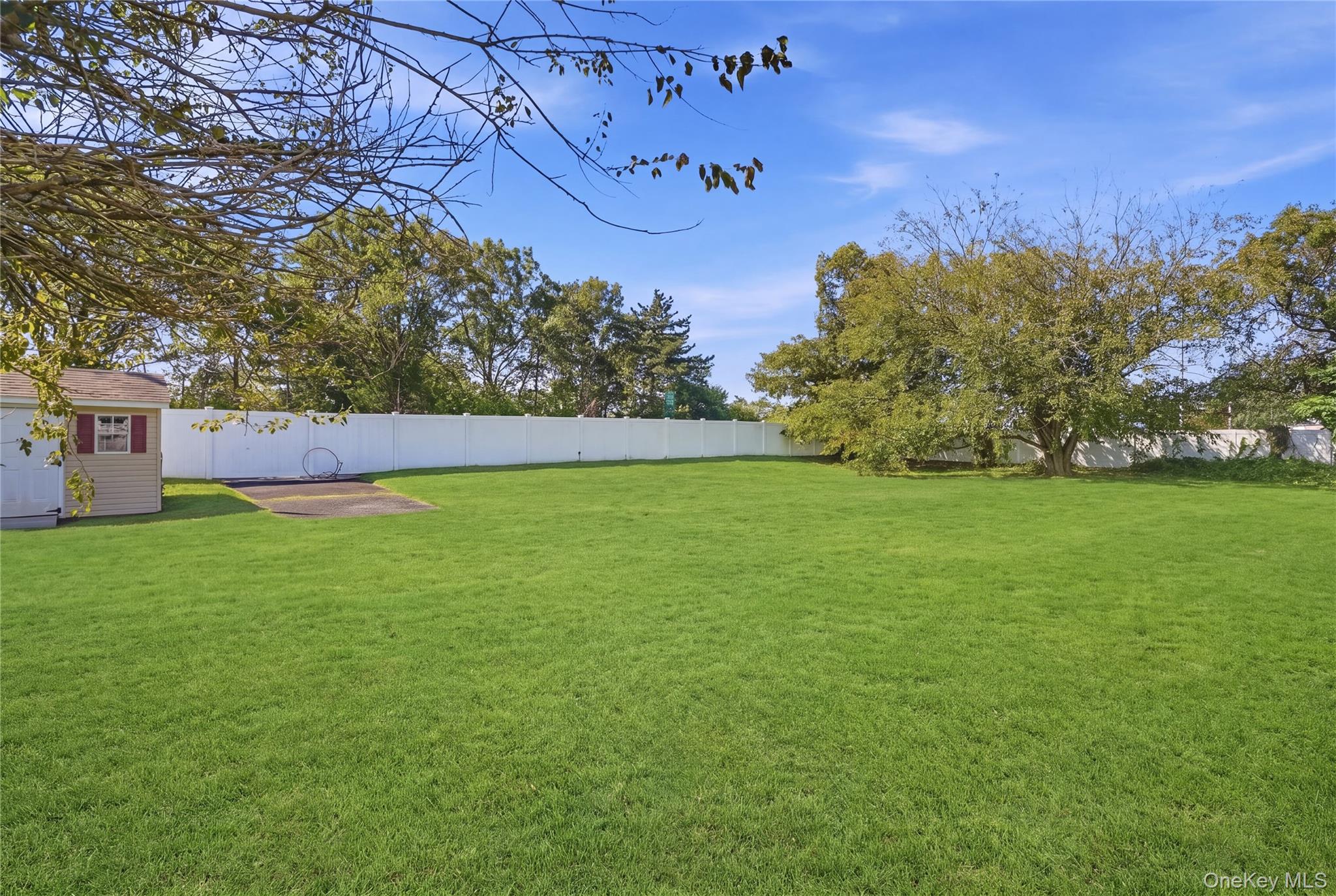 98 Smith Avenue – For Sale photo 26
