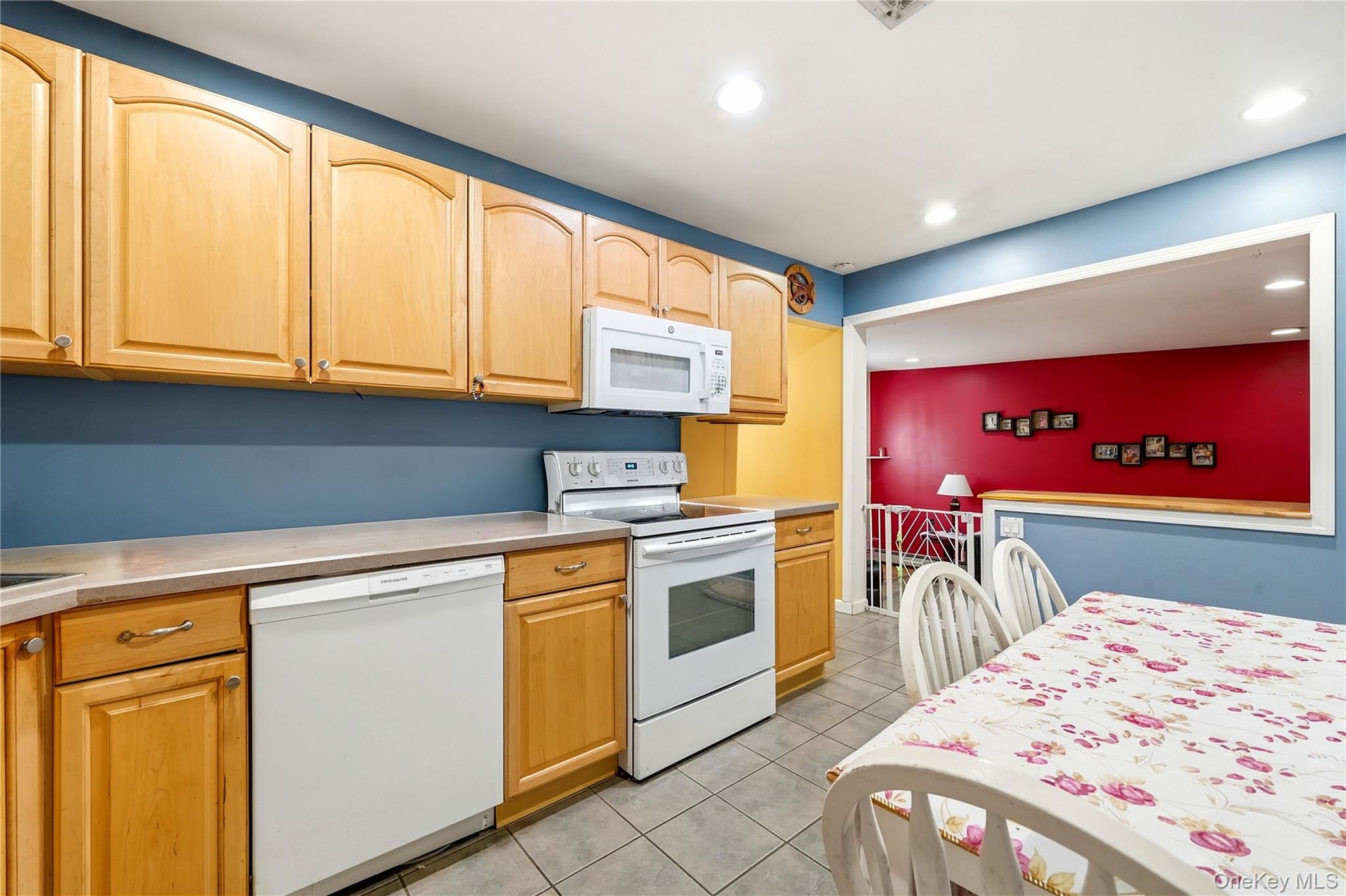 98 Smith Avenue – For Sale photo 14