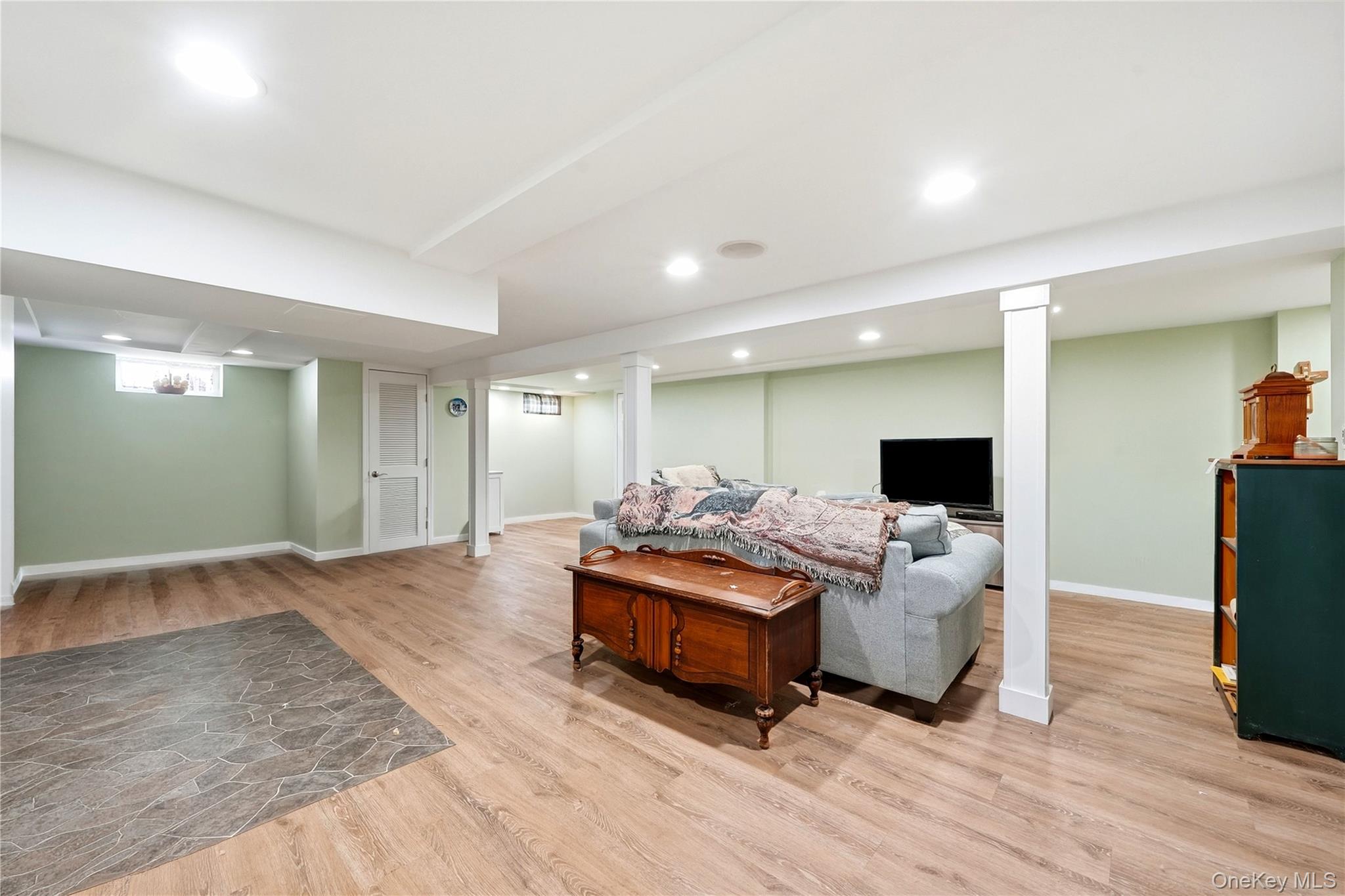 98 Smith Avenue – For Sale photo 22