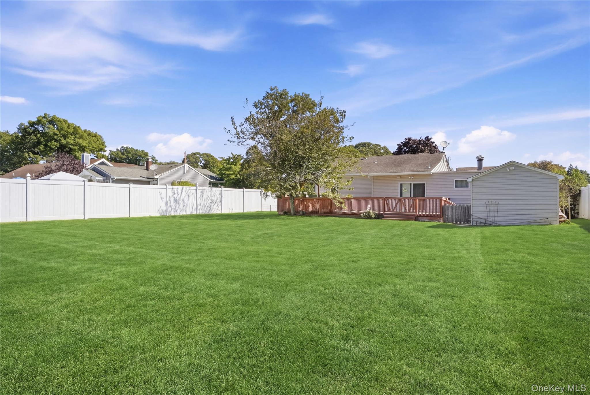 98 Smith Avenue – For Sale photo 28