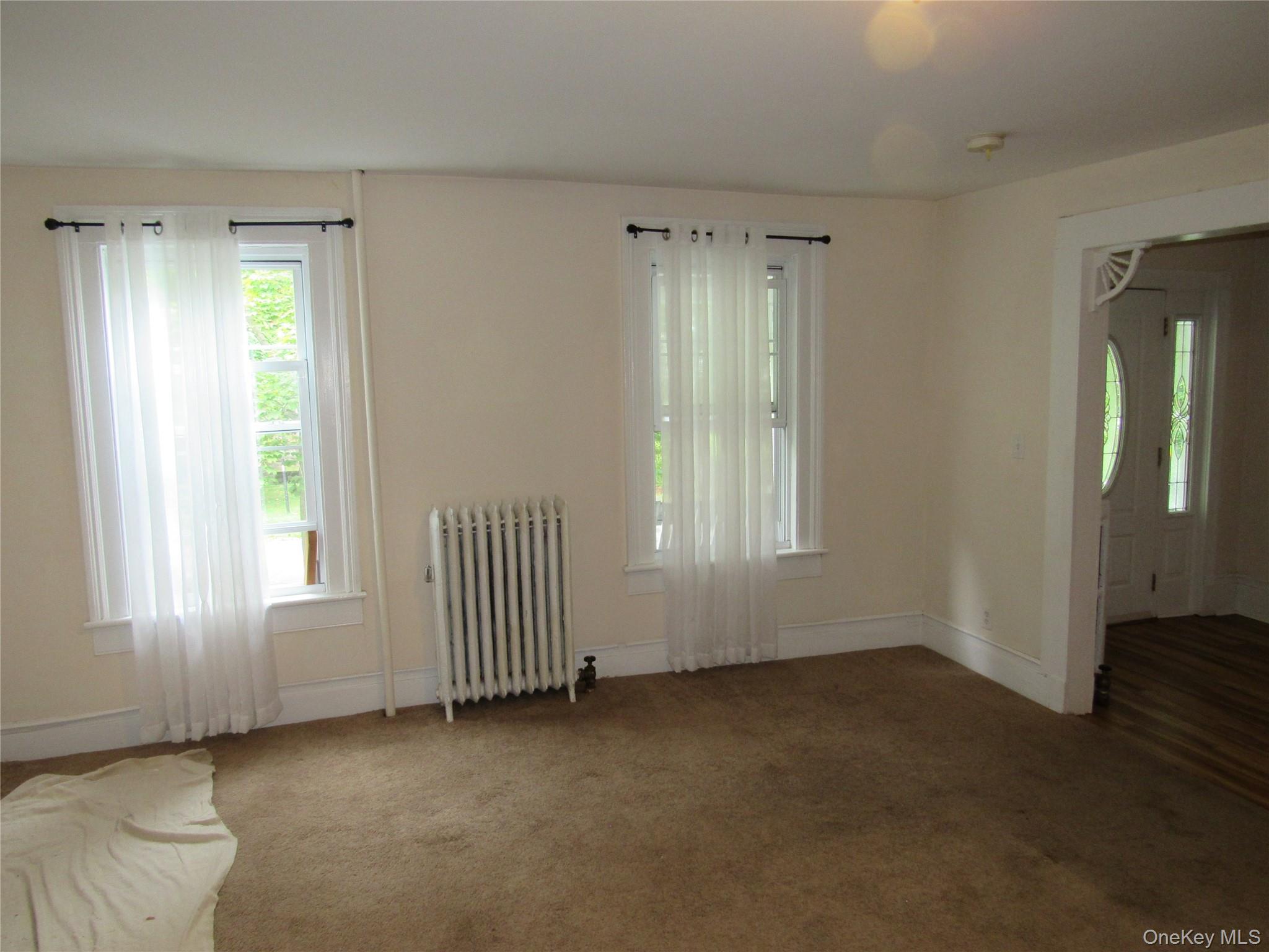 15 Phillips Place – For Rent photo 7