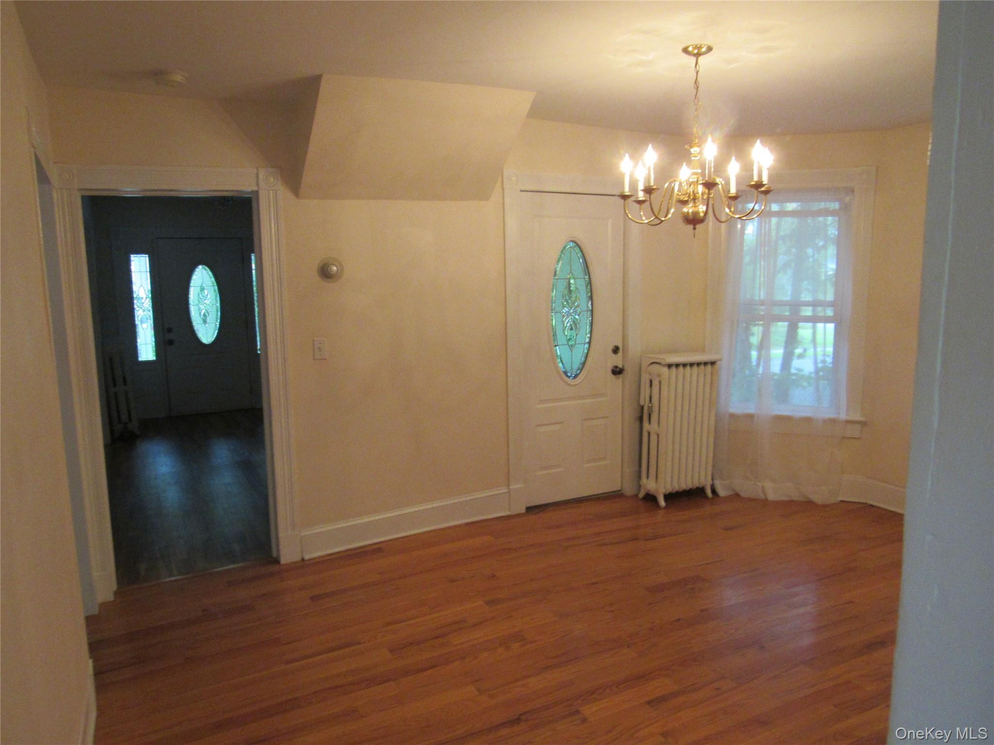 15 Phillips Place – For Rent photo 9