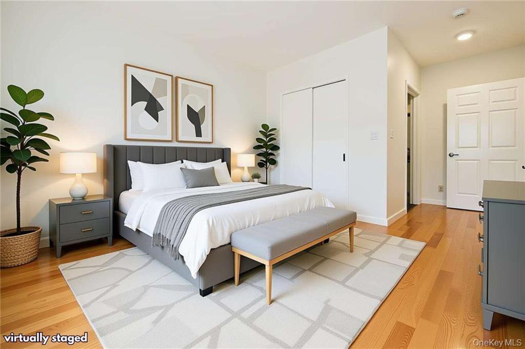2517 Voorhies Avenue, Unit 1C photo 11