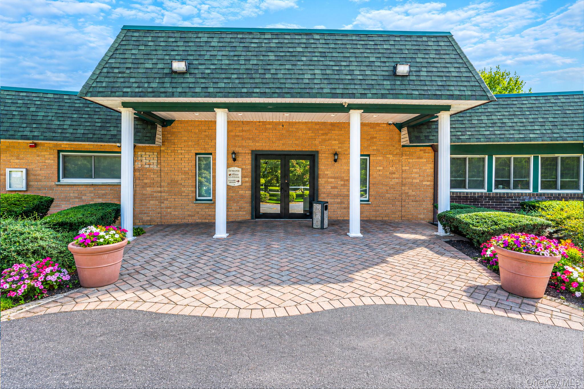 147 Fairview Circle, Unit 147 photo 9