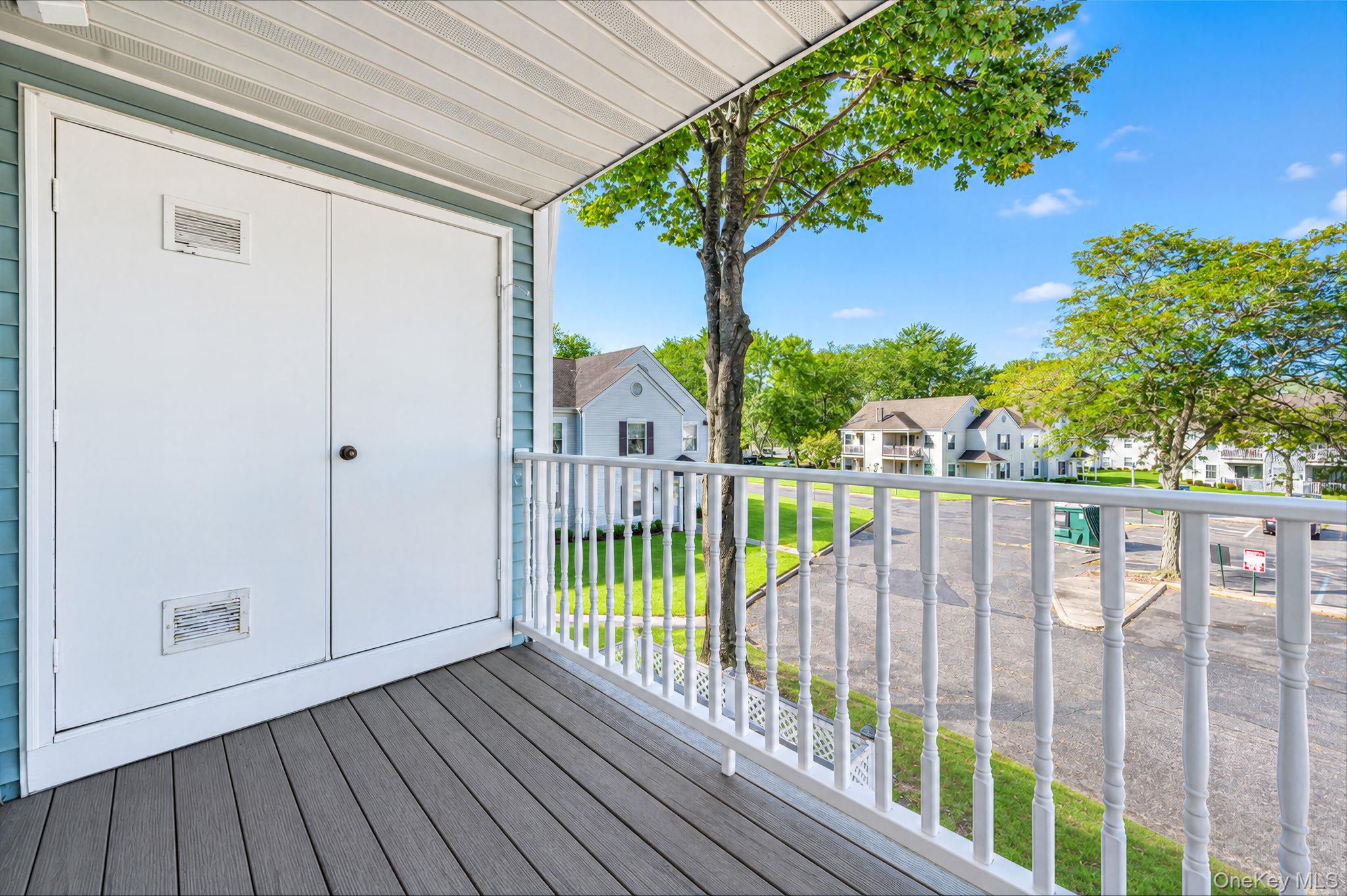 147 Fairview Circle, Unit 147 photo 3