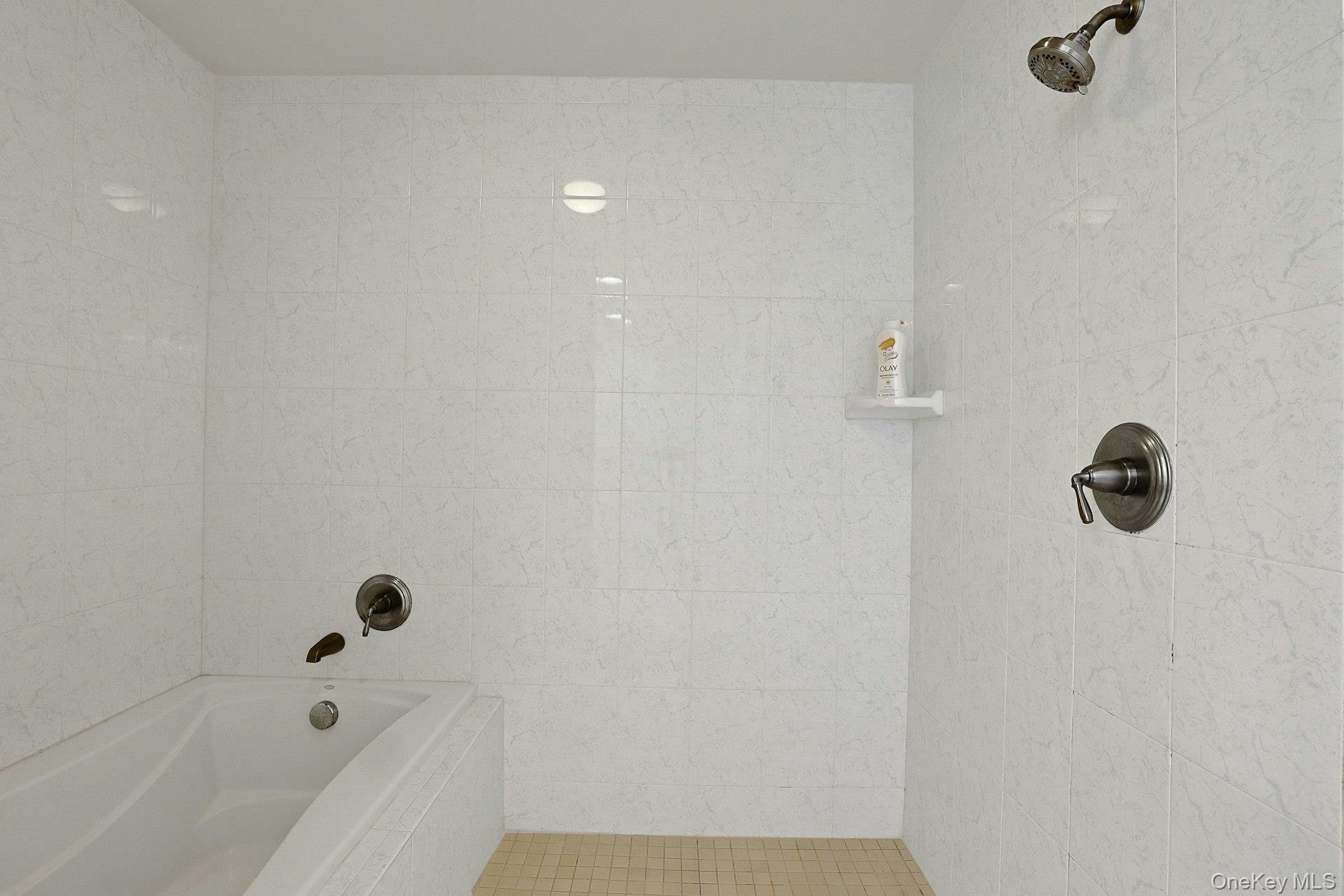 1308 Round Pointe Drive – For Sale photo 15