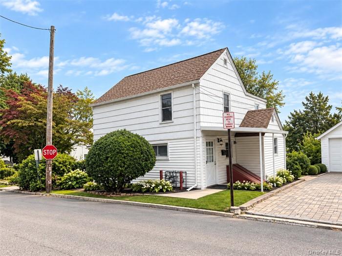 11 Lee Court – For Sale