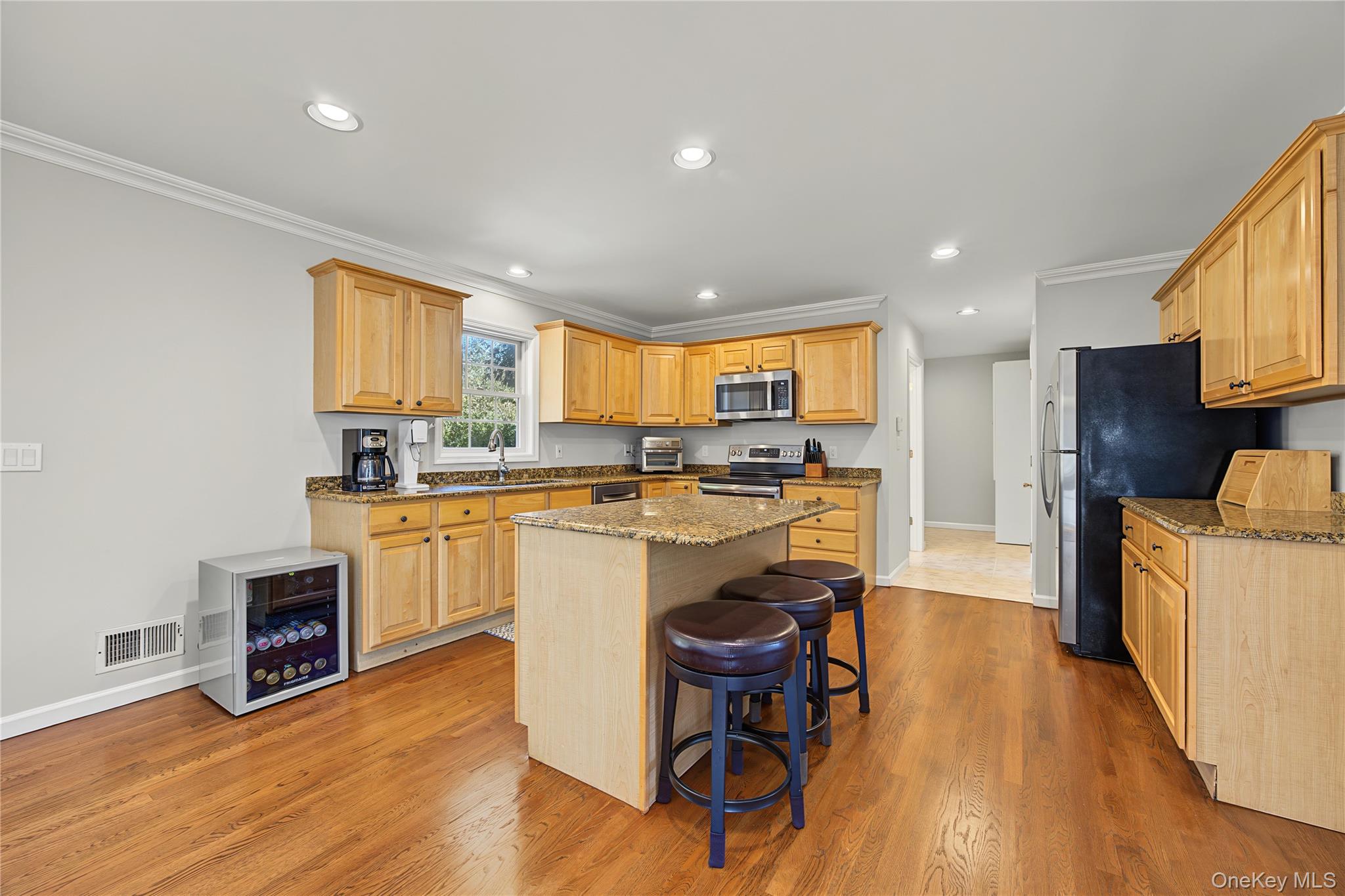 3868 Briarhill Street – For Sale photo 7