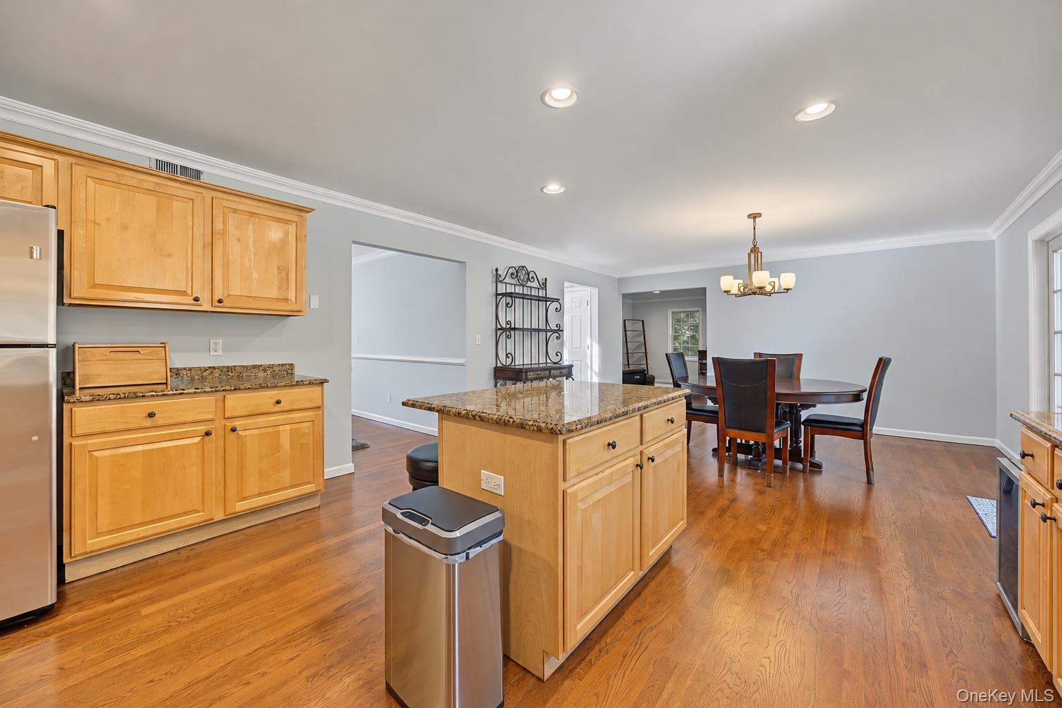 3868 Briarhill Street – For Sale photo 9