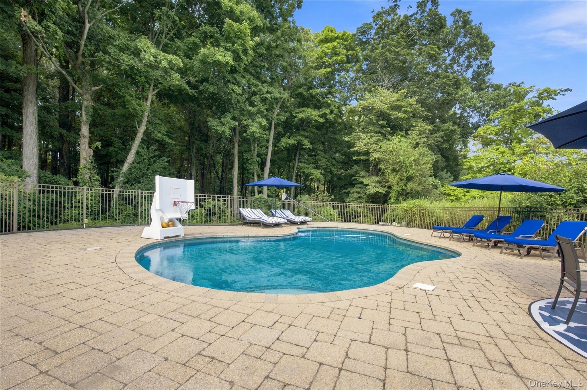 3868 Briarhill Street – For Sale photo 35