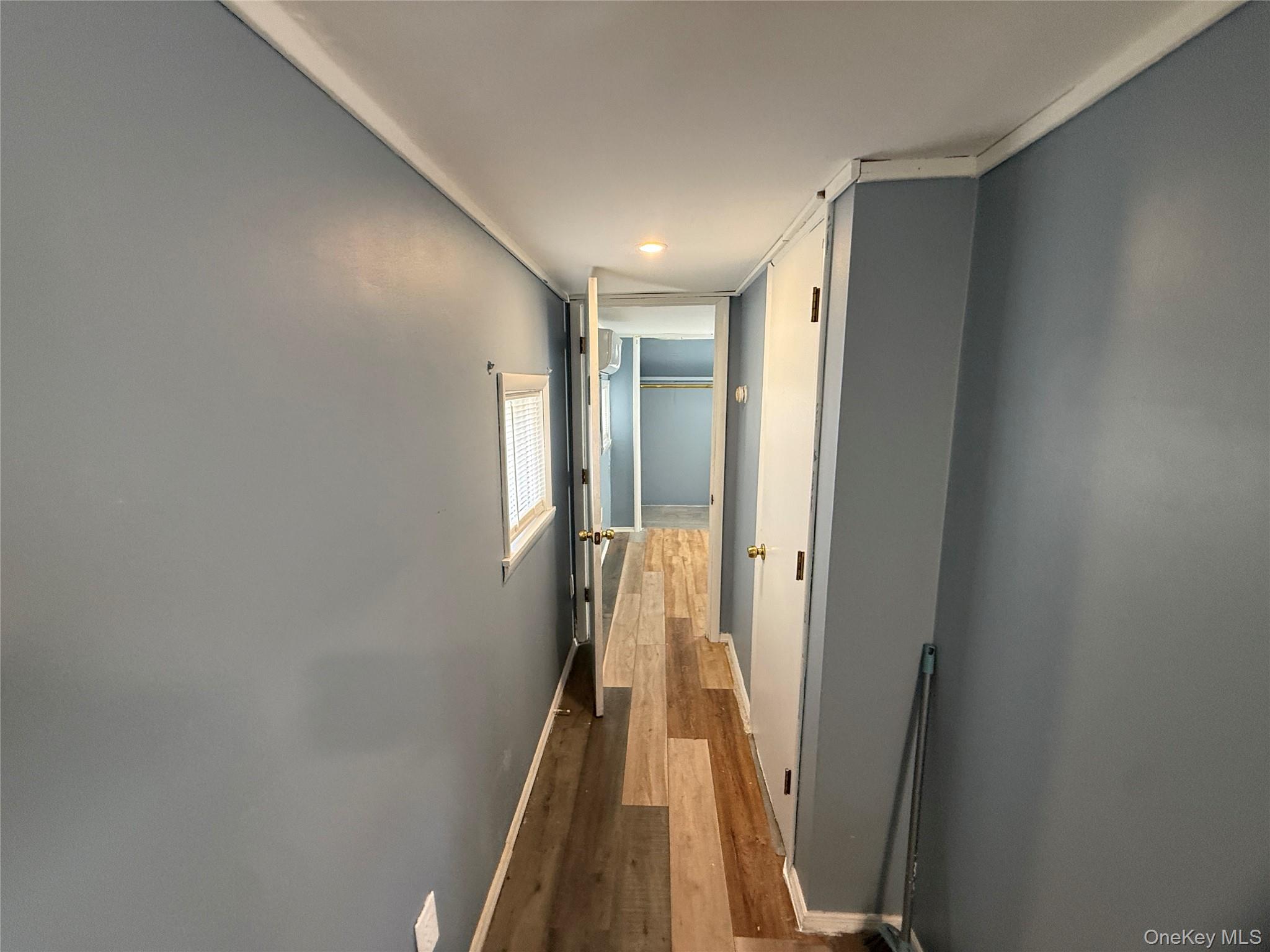 275 Robinson Avenue, Unit B photo 9