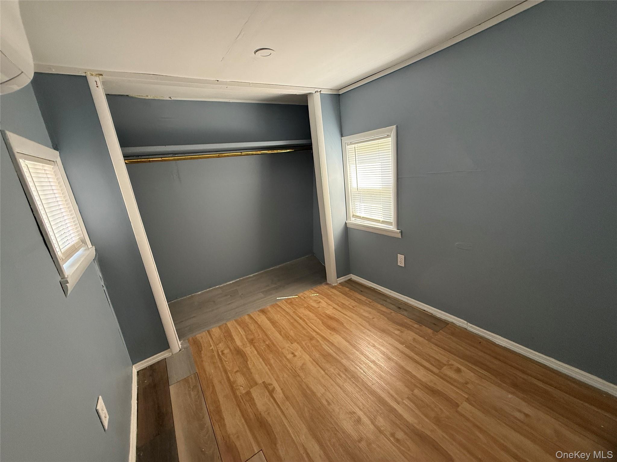 275 Robinson Avenue, Unit B photo 10