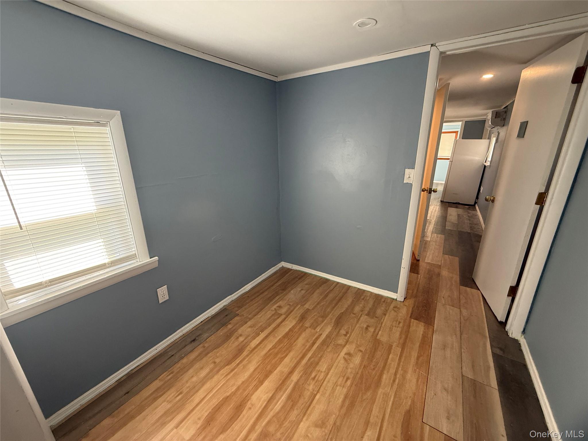 275 Robinson Avenue, Unit B photo 11