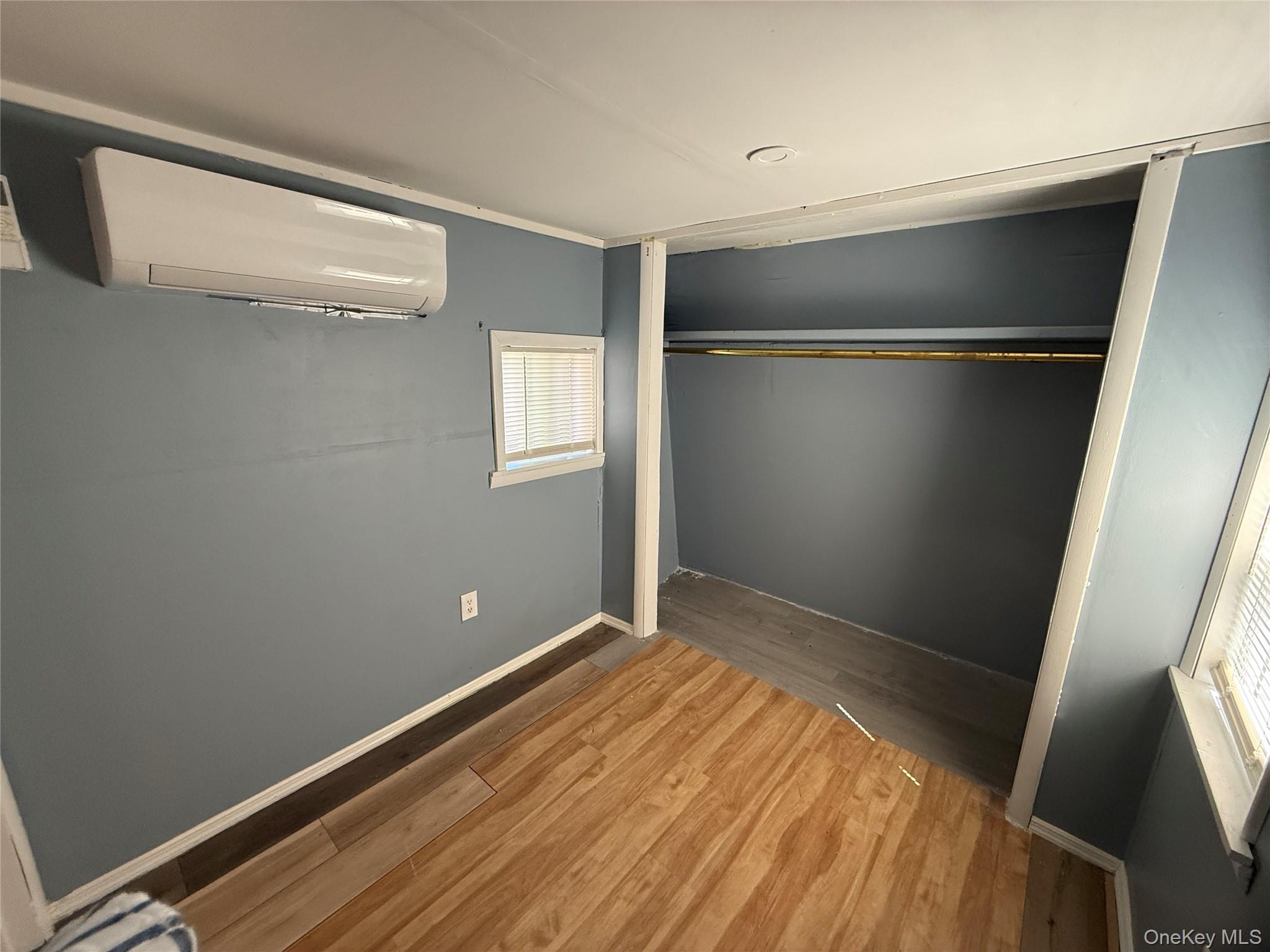 275 Robinson Avenue, Unit B photo 12