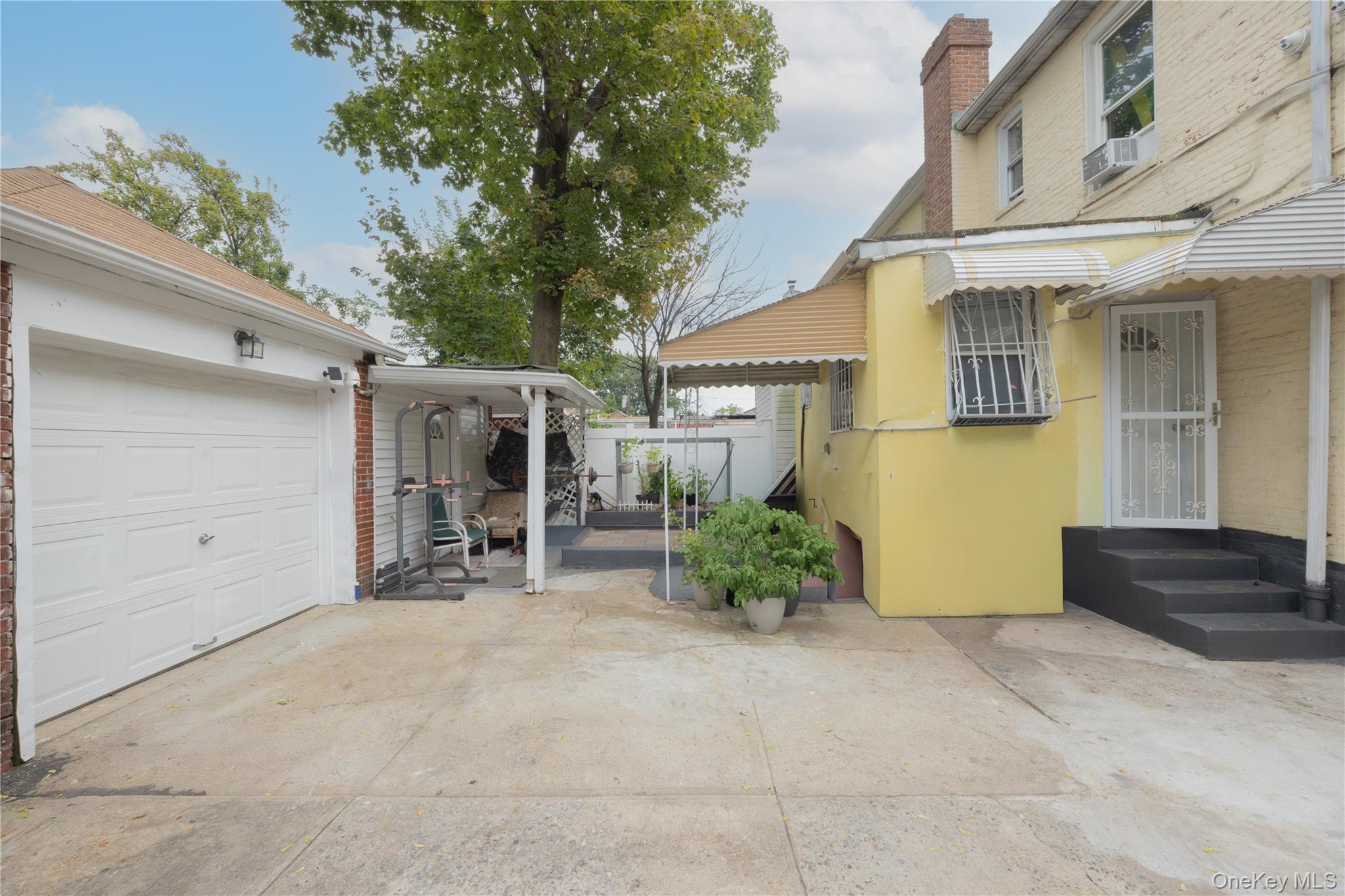 3214 Fenton Avenue – For Sale photo 7