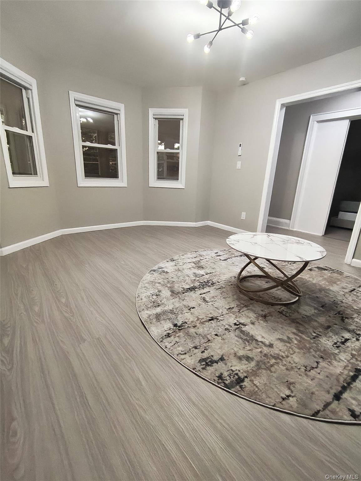 133 Lincoln Avenue, Unit 2nd Flr photo 8
