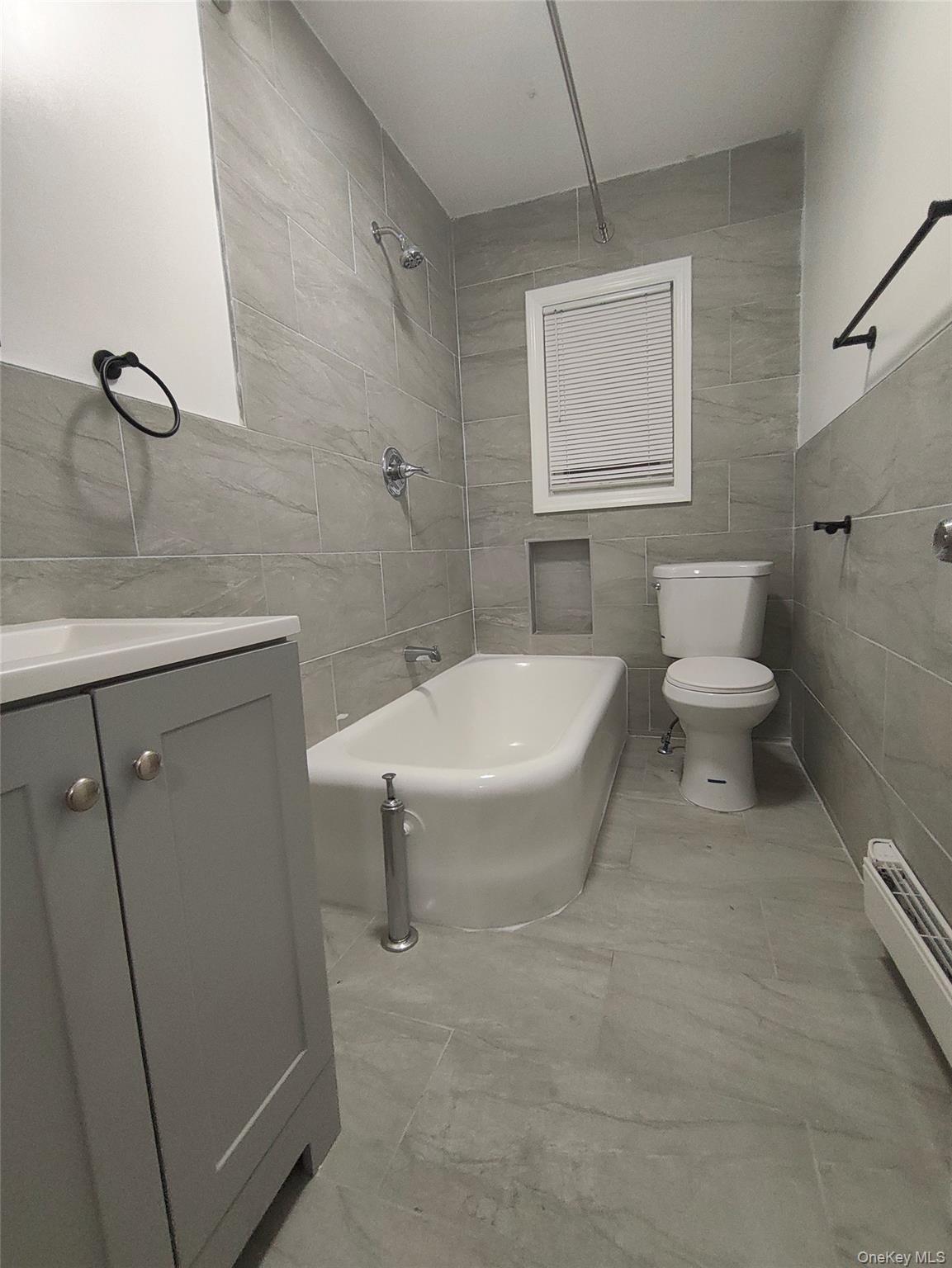 133 Lincoln Avenue, Unit 2nd Flr photo 11