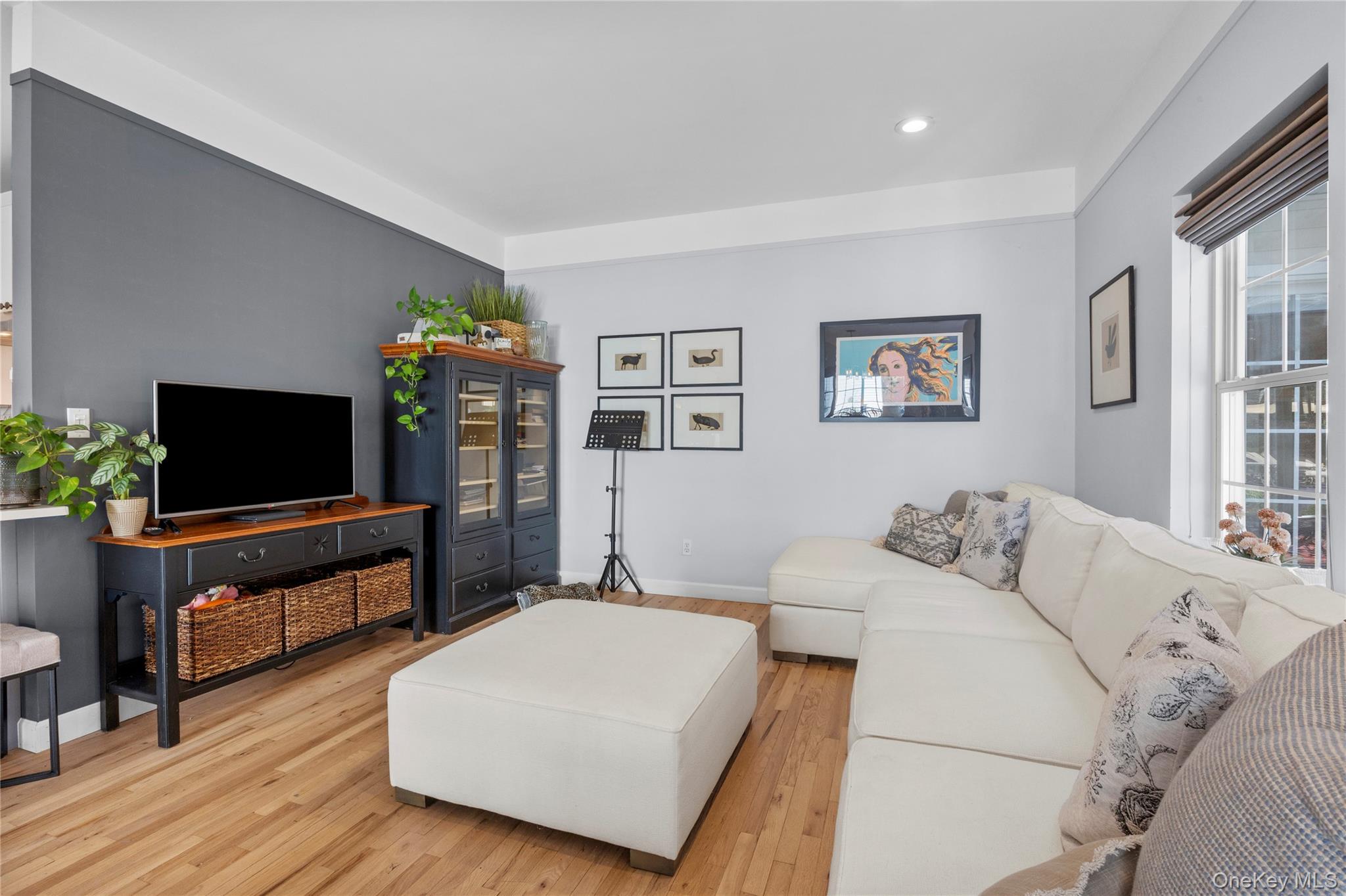 34 Varsity Boulevard – For Sale photo 26
