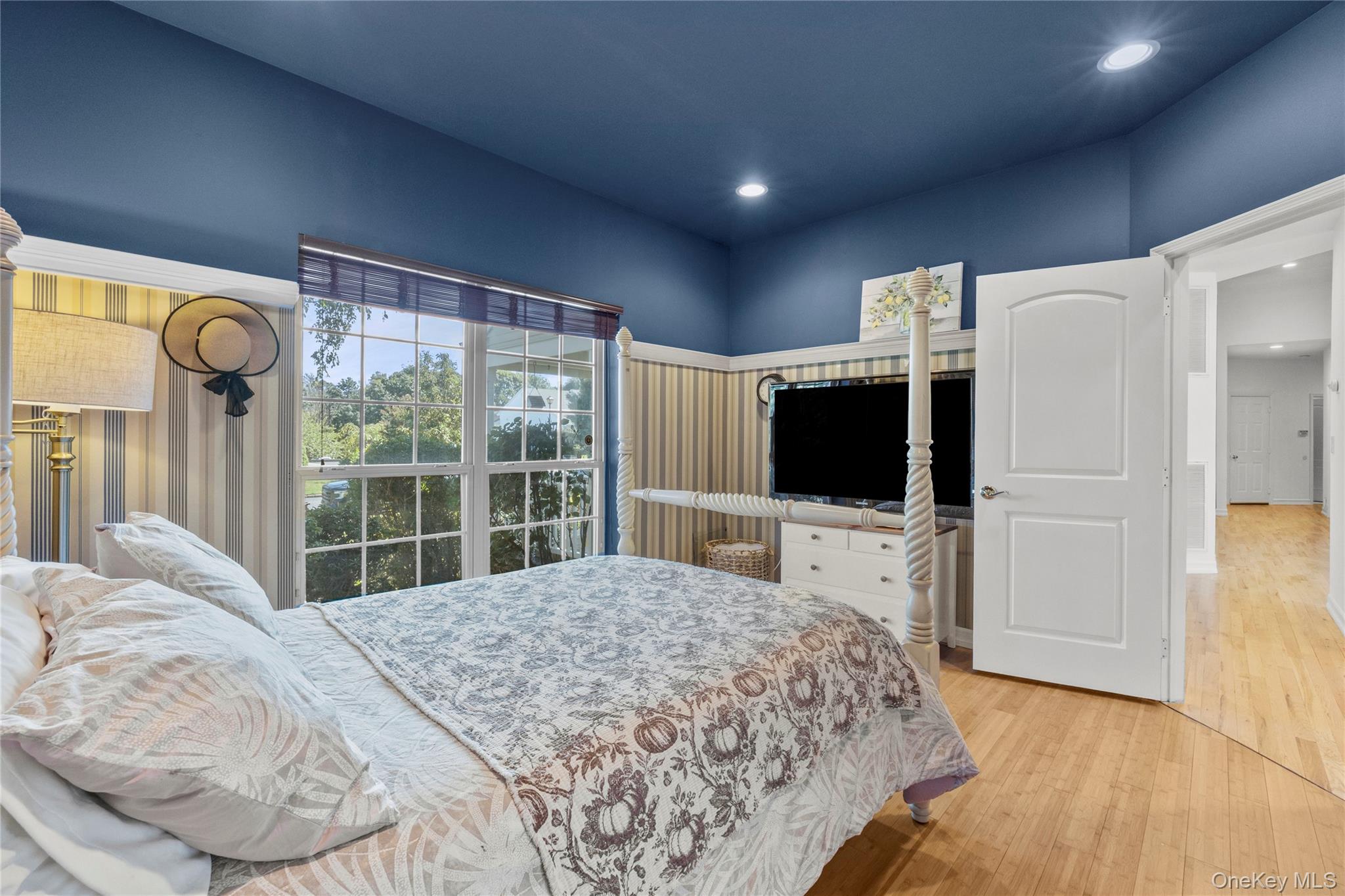 34 Varsity Boulevard – For Sale photo 34