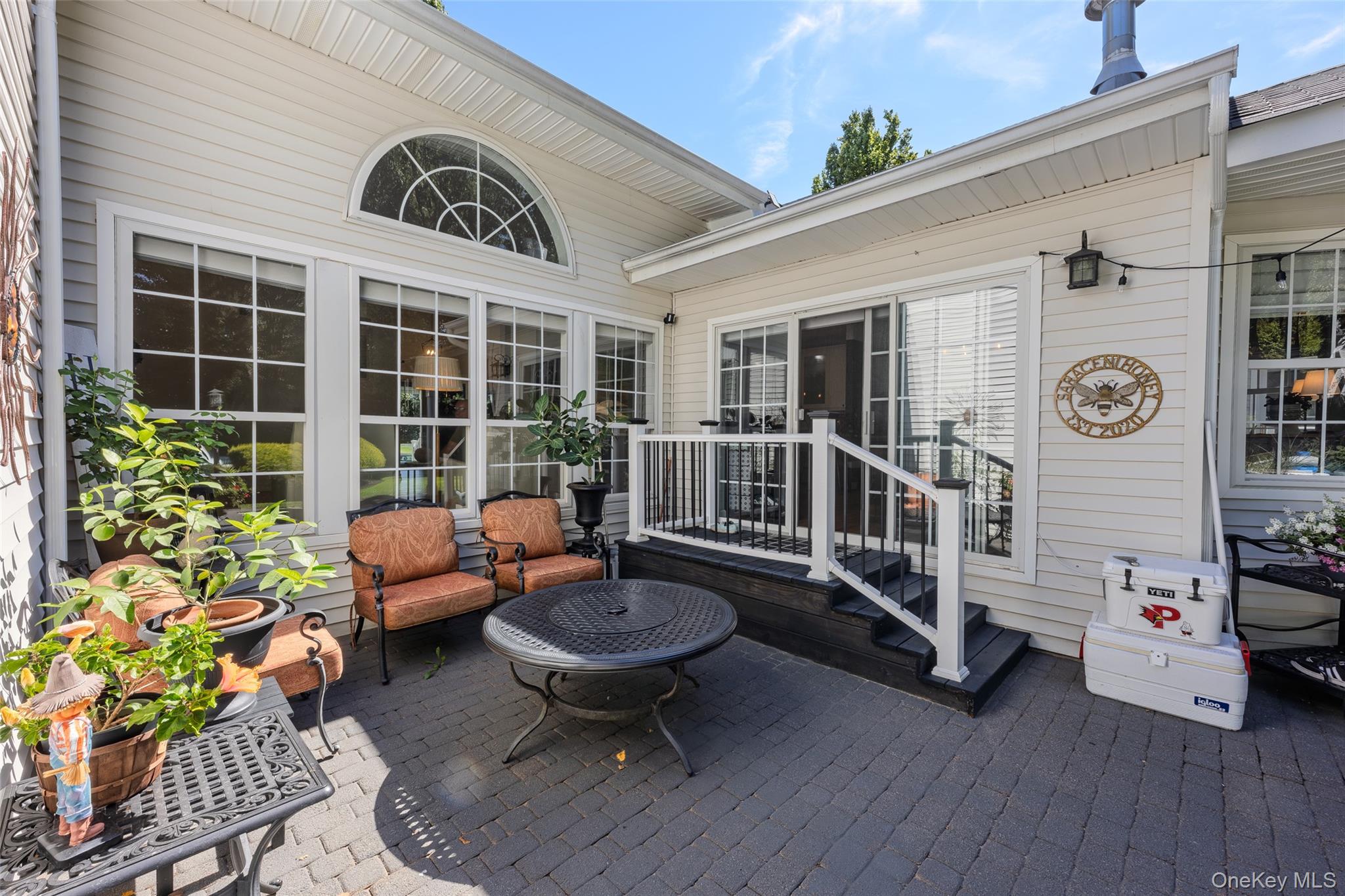 34 Varsity Boulevard – For Sale photo 6