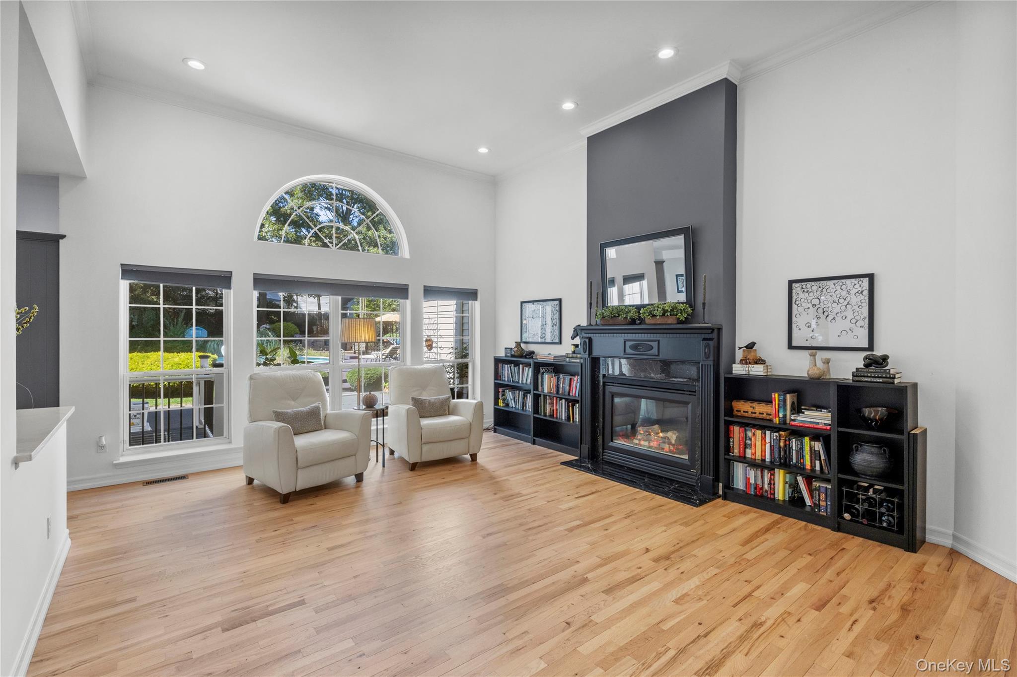 34 Varsity Boulevard – For Sale photo 14