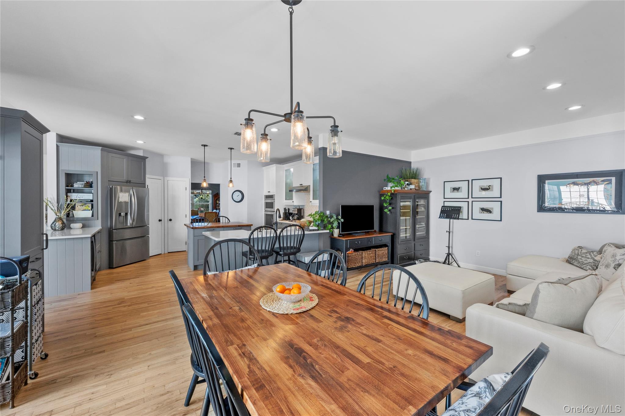34 Varsity Boulevard – For Sale photo 25