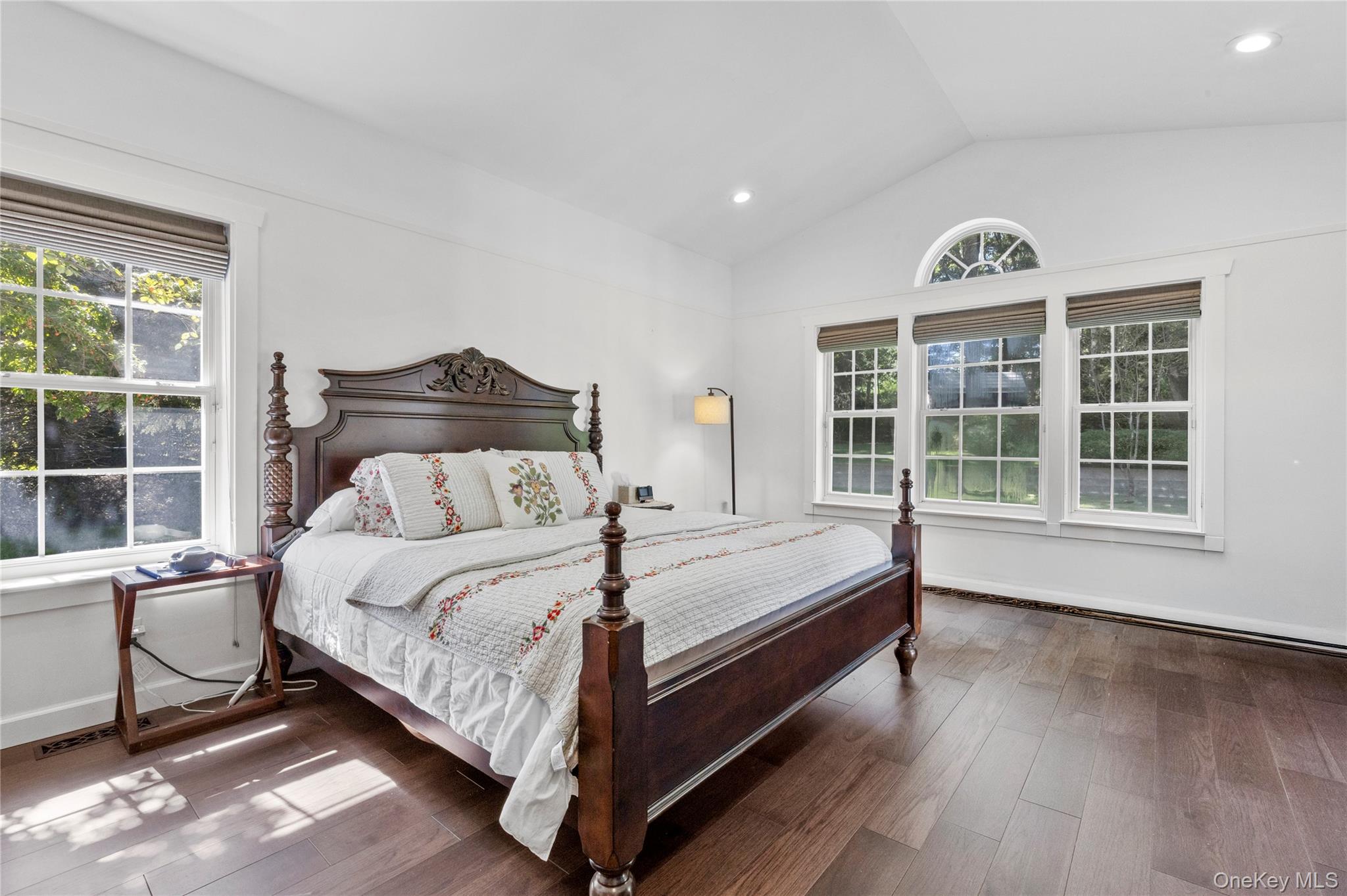 34 Varsity Boulevard – For Sale photo 29