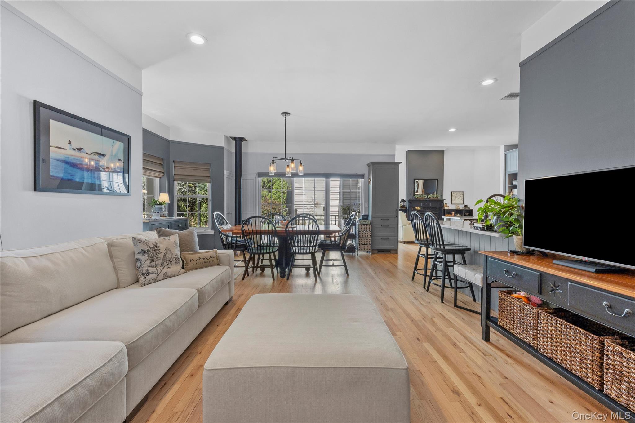 34 Varsity Boulevard – For Sale photo 27