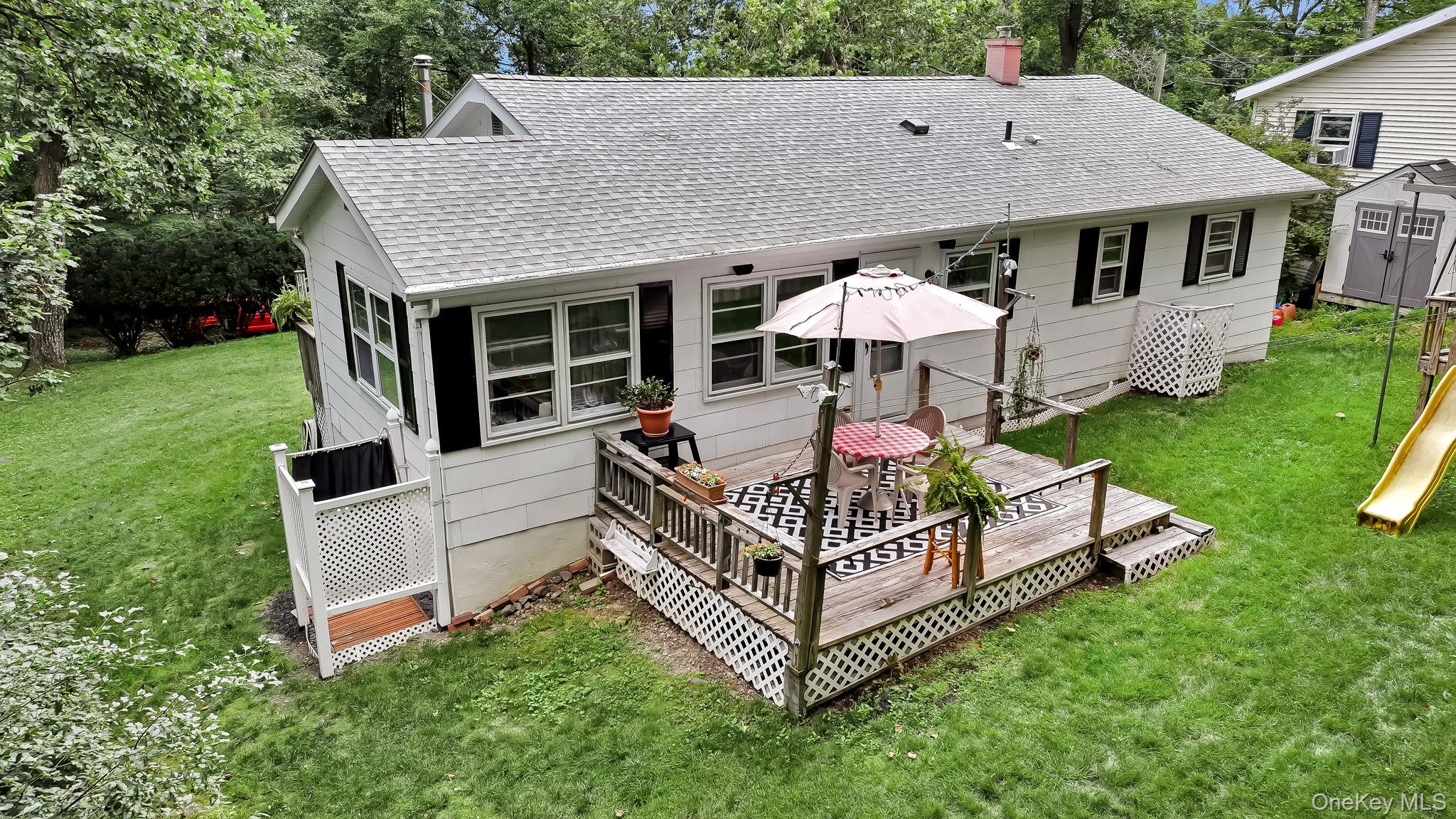 10 Woodycrest Trail – For Sale photo 4