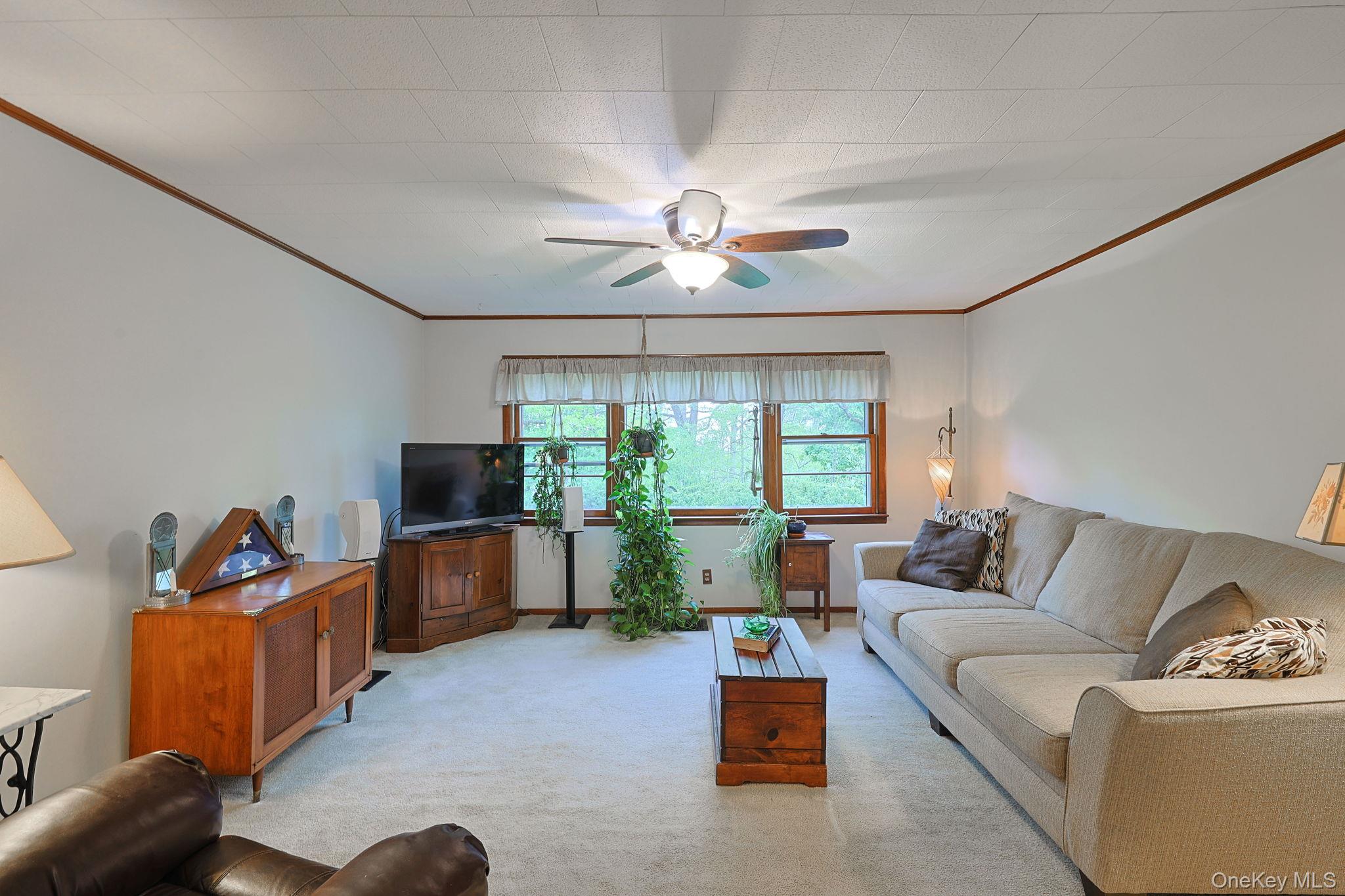 10 Woodycrest Trail – For Sale photo 13