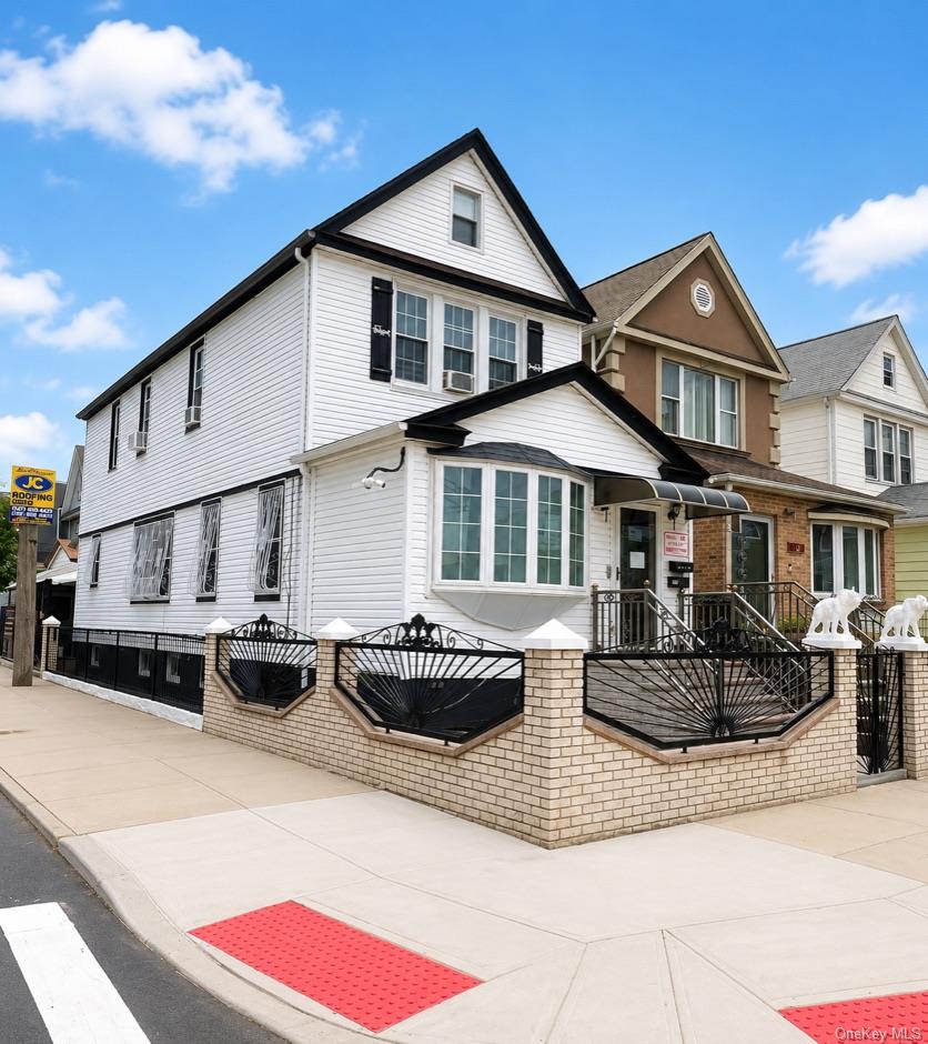 12720 95th Avenue – For Sale